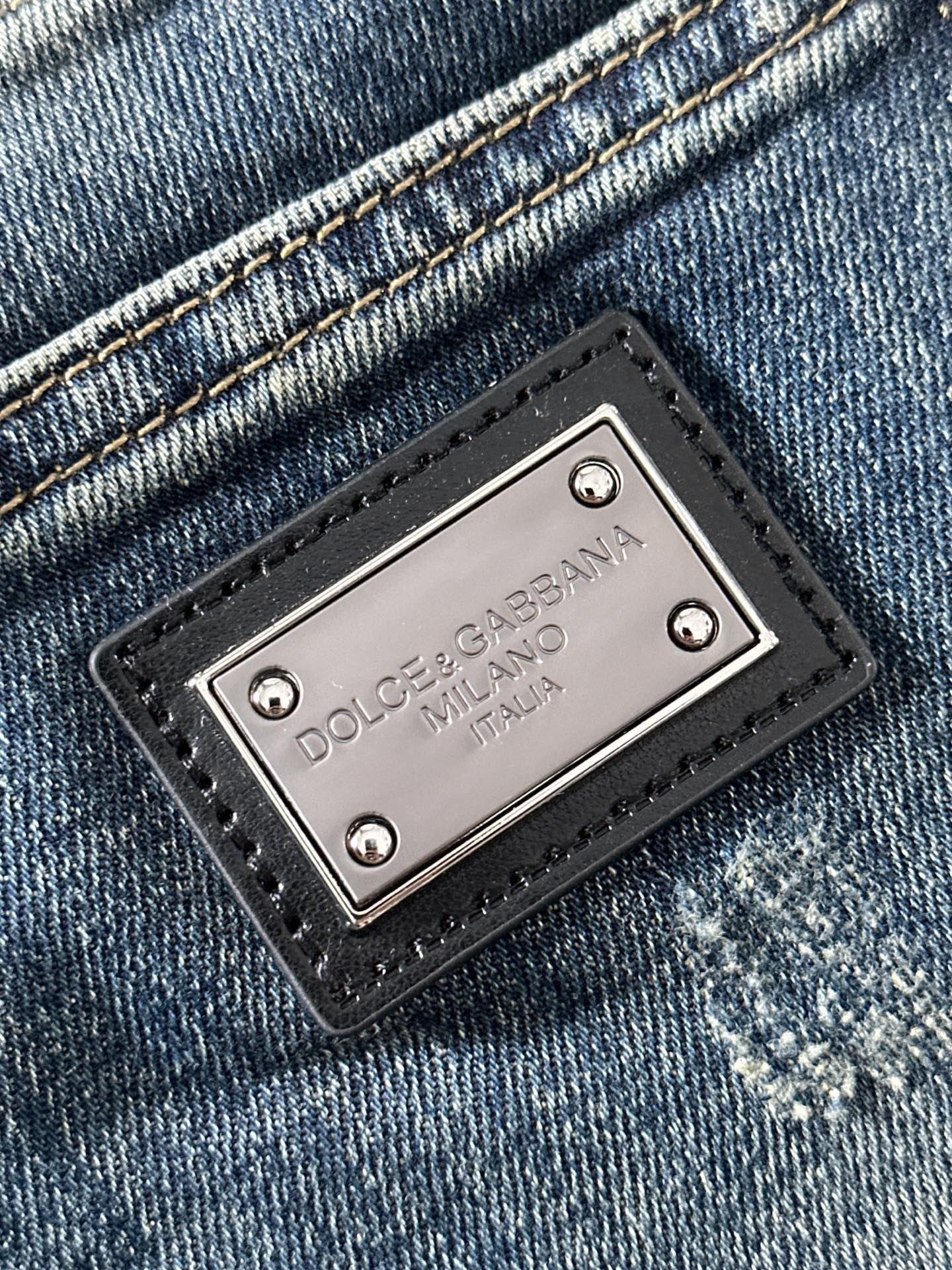 DG 2025早秋新款男士休闲牛仔裤，顶级品质！渠道订单，官网同步出售！！原厂订制牛仔全棉材质！适合休闲