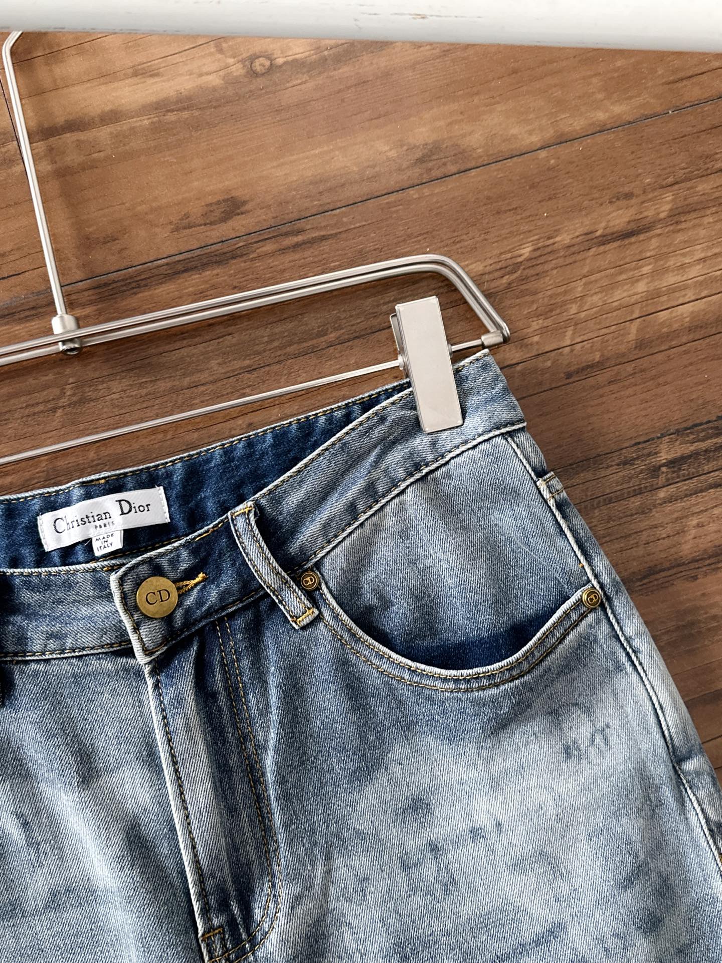 迪奥 2025早秋新款男士休闲牛仔裤，顶级品质！渠道订单，官网同步出售！！原厂订制牛仔全棉材质！适合休闲