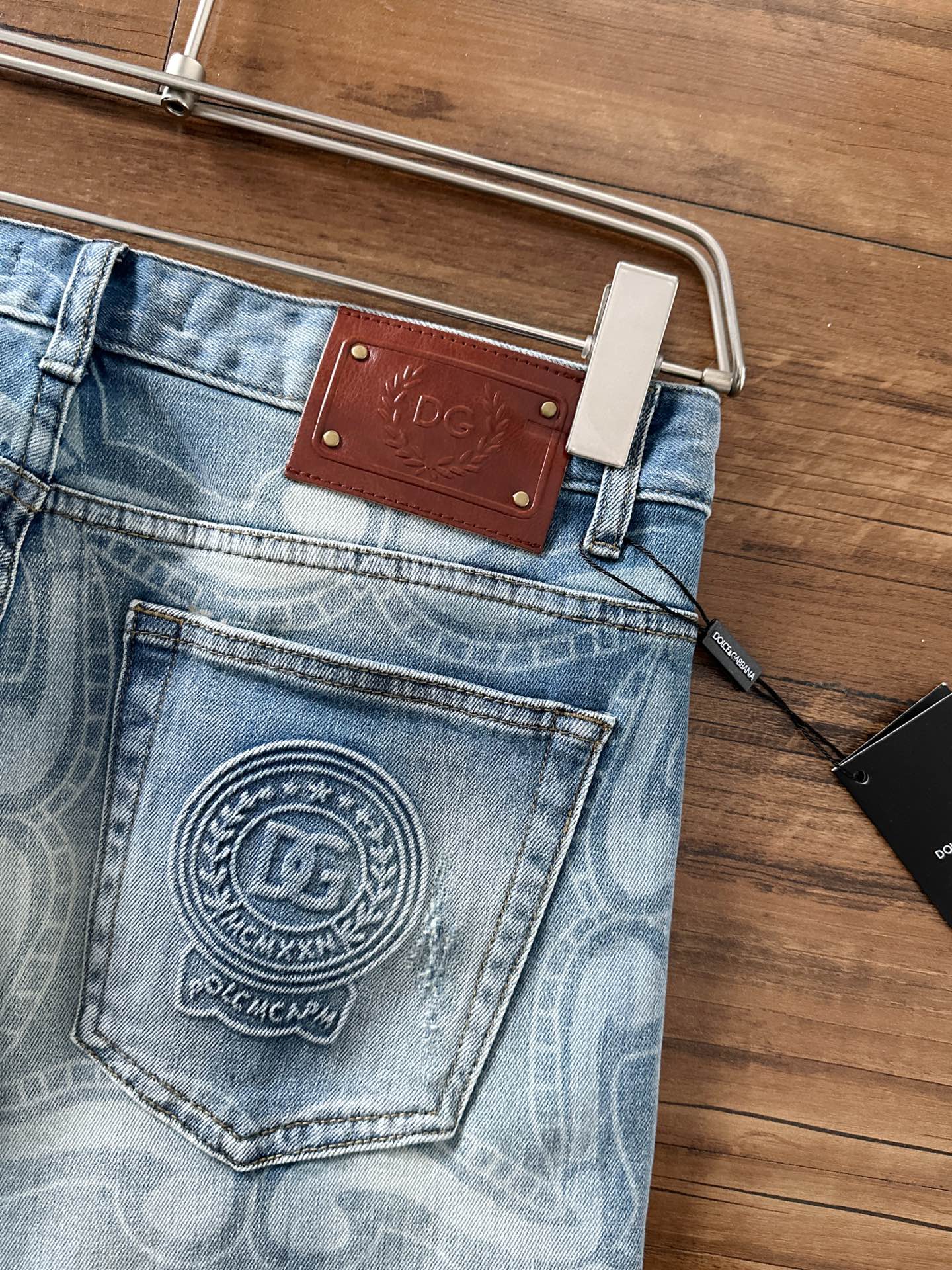 DG 2025早秋新款男士休闲牛仔裤，顶级品质！渠道订单，官网同步出售！！原厂订制牛仔全棉材质！适合休闲