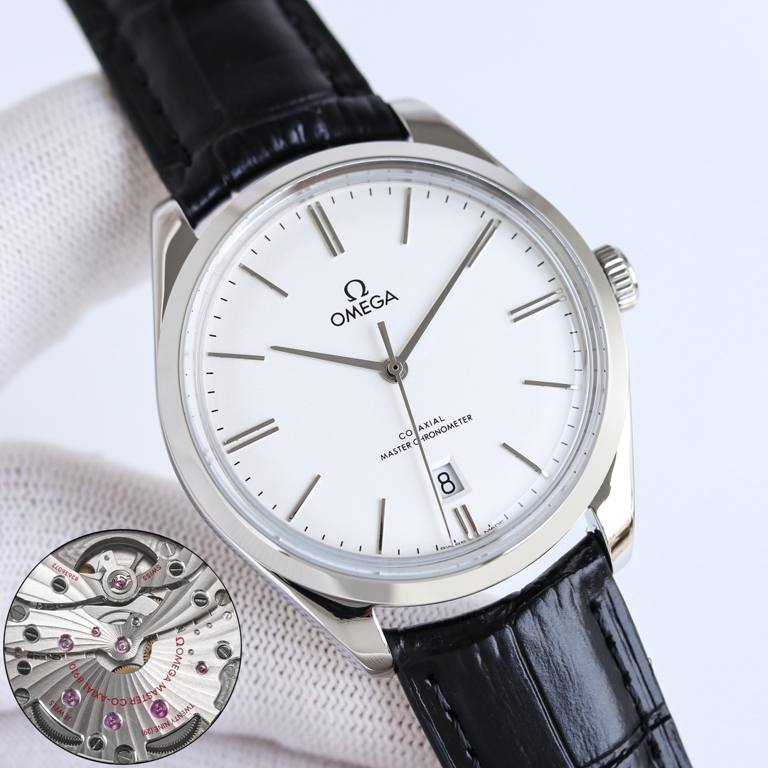 NO:394534,Produced by TW, White Shell, Jinmei, TW Factory launched OMEGA, Omega, Butterfly Series PN1, Dish Fei Mingdian, Big Three-needle Series Manual Machinery Watch, Master Cyclone Diameter, 40mm, purchased the original mold opening, took 14 months, the overall case is made of original stainless steel, and the original polishing technology is synchronized. The mirror of the sapphire pot lid is more classy. The arched dial has been processed with dark blue PVD, presenting the polishing effect of sun rays. It can be used with the original, especially the buckle logo is carved one by one by one by the fine engraving machine, which is full of three-dimensionality, and it is truly perfect. The only original mold opening belt in the market  The clasp and logo are also exquisitely carved. It uses a 2824 movement to black balance wheel synchronization official chronometer movement. Through the wear-resistant sapphire glass back, the operation of the movement is clearly visible. Watch friends are welcome to taste it. Please recognize the best luxury recommendation for gifts, omega19860909TW出品 白壳 金玫 TW Factory 重磅推出OMEGA 欧米茄 蝶飞系列PN1 碟飞名典大三针系列手动机械 腕表 至臻天文台表径 40毫米,购入原版开模,历时14个月,整体表壳采用原装精钢材质打造,同步原装打磨技术.采用蓝宝石锅盖镜面更显档次 拱形表盘经过深蓝色PVD处理,呈现出太阳射线的打磨效果 均可跟原装通用,尤其扣面标志是精雕机一个个雕刻出来,立体感十足,真正做到了完美. 市场唯一原装开模皮带 表扣.标志同样是精雕出来的.采用2824机芯改黑摆轮同步官方至臻天文台机芯,透过耐磨损蓝宝石玻璃表背,机芯的运转美态清晰可见.欢迎广大表友品鉴.送礼最佳奢华推荐请认准TW独家品质,,omega,Watch