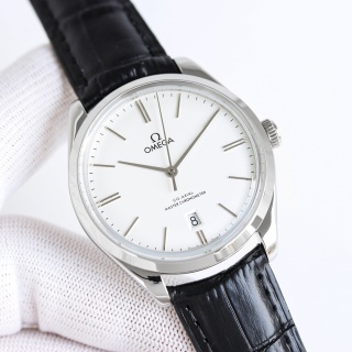 Omega De Ville Trésor Master Chronometer 40mm detail 4