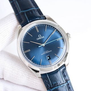 Omega De Ville Trésor Master Chronometer 40mm detail 2