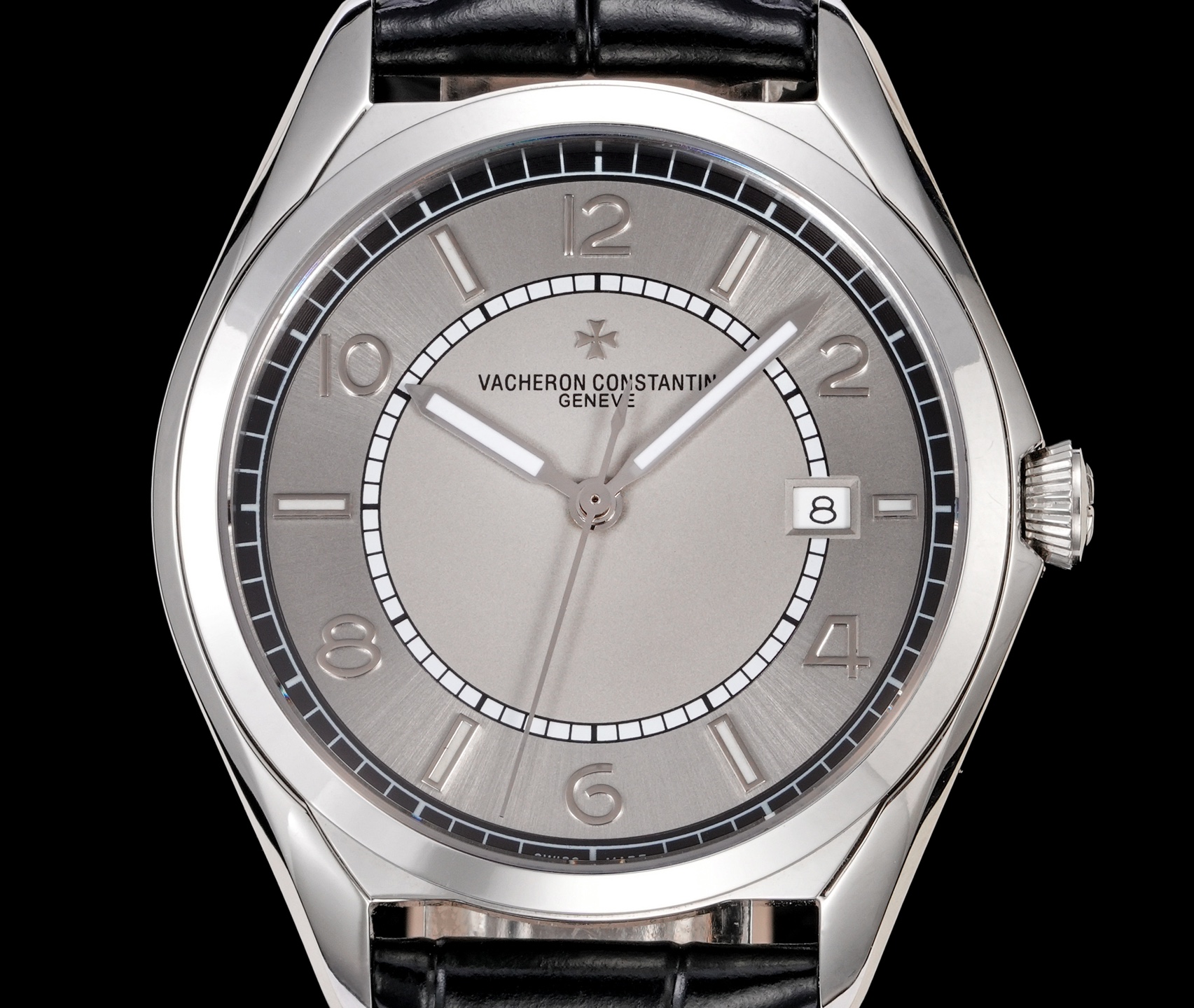 NO:879154,White-gold MKS launches the Vacheron Constantin Wu Luzhi series 4600E three-hand watch, the only all-in-one version on the market [can be used for sports and business, without losing both style and taste!  】 1 Equipped with a customized version of the 1326 movement, leading the era of all-in-one computers!  2. The 40mm diameter of the stainless steel case fits the wrist best, and the ultra-thin thickness of 9.2mm makes it more majestic. The mirror is made of sapphire crystal glass. All data are truly consistent with the original version [full of style and style]. 3. The strap is made of the highest quality Italian cowhide, with VC original hand-sewing techniques. 4. Original 18mm Maltese cross butterfly buckle, vacheron, cowhide19860909白-金 MKS强势推出 江诗丹顿伍陆之型系列4600E大三针腕表 市场唯一一家一体机版本【运动商务皆可盘,格调 品味两不失！】 1搭载定制版1326型机芯,引领一体机的时代！ 2精钢表壳40毫米表径最贴合手腕,超薄厚度9.2mm更显大气,镜面采用蓝宝石水晶玻璃,所有数据真正做到与原版一致【逼格满满 格调非常】 3表带采用最顶级的意大利牛皮,搭配VC原厂手工缝制技艺. 4原版18mm 马耳他十字蝴蝶表扣,,vacheron,cowhide,Watch