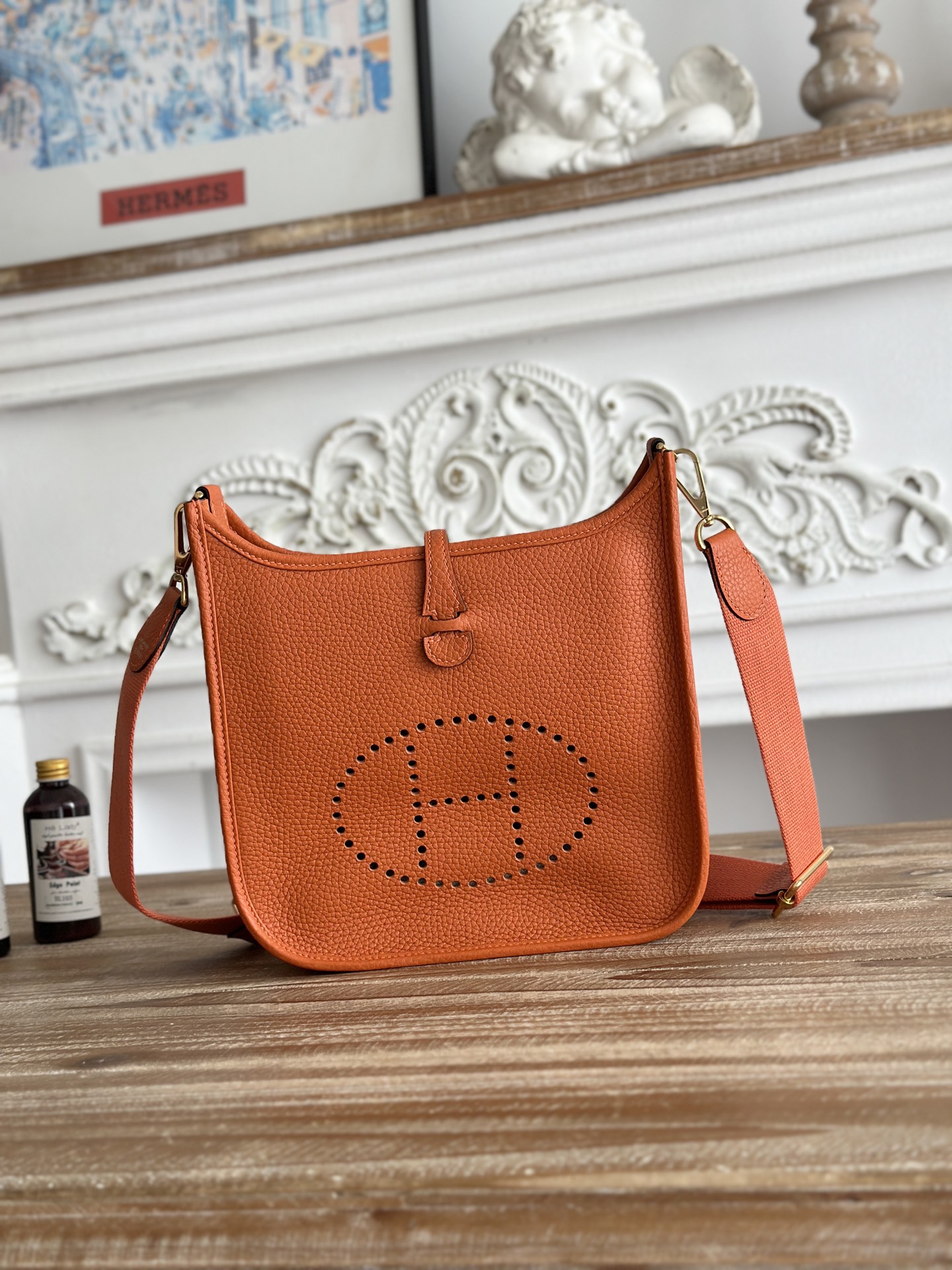 NO:939297,Mini EveyIne ~ Eveyline, semi-handmade + wax thread, self-matched shoulder strap + tc cowhide, color orange, gold and silver buckles, size 23cm, Hermes, hermes, cowhide, Hermes,19860909Mini EveyIne ~伊芙琳 半手工+蜡线 自配肩带+tc牛皮 颜色橙色、金银扣均有 尺寸23cm,爱马仕,hermes,cowhide,Hermes,,Bag