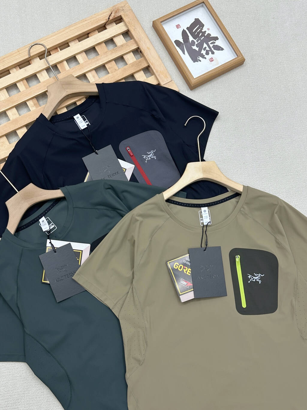 Alternative view of T-Shirt 04262