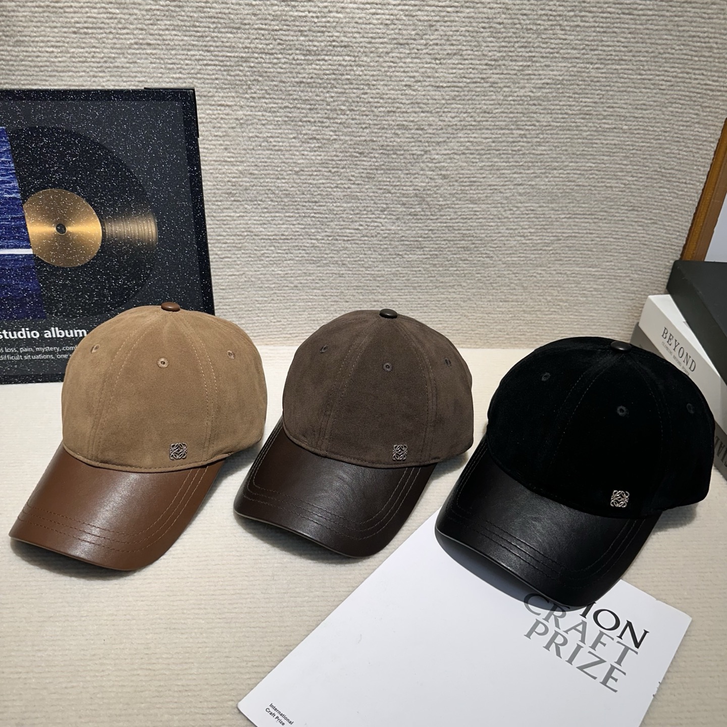 NO:587745,New Loewe baseball cap, fisherman hat, baseball cap, knitted hat, hat, loewe, espadrilles, hats19860909新款罗意威棒球帽帽子渔夫帽棒球帽针织帽,帽子,loewe,espadrilles,hats,hat