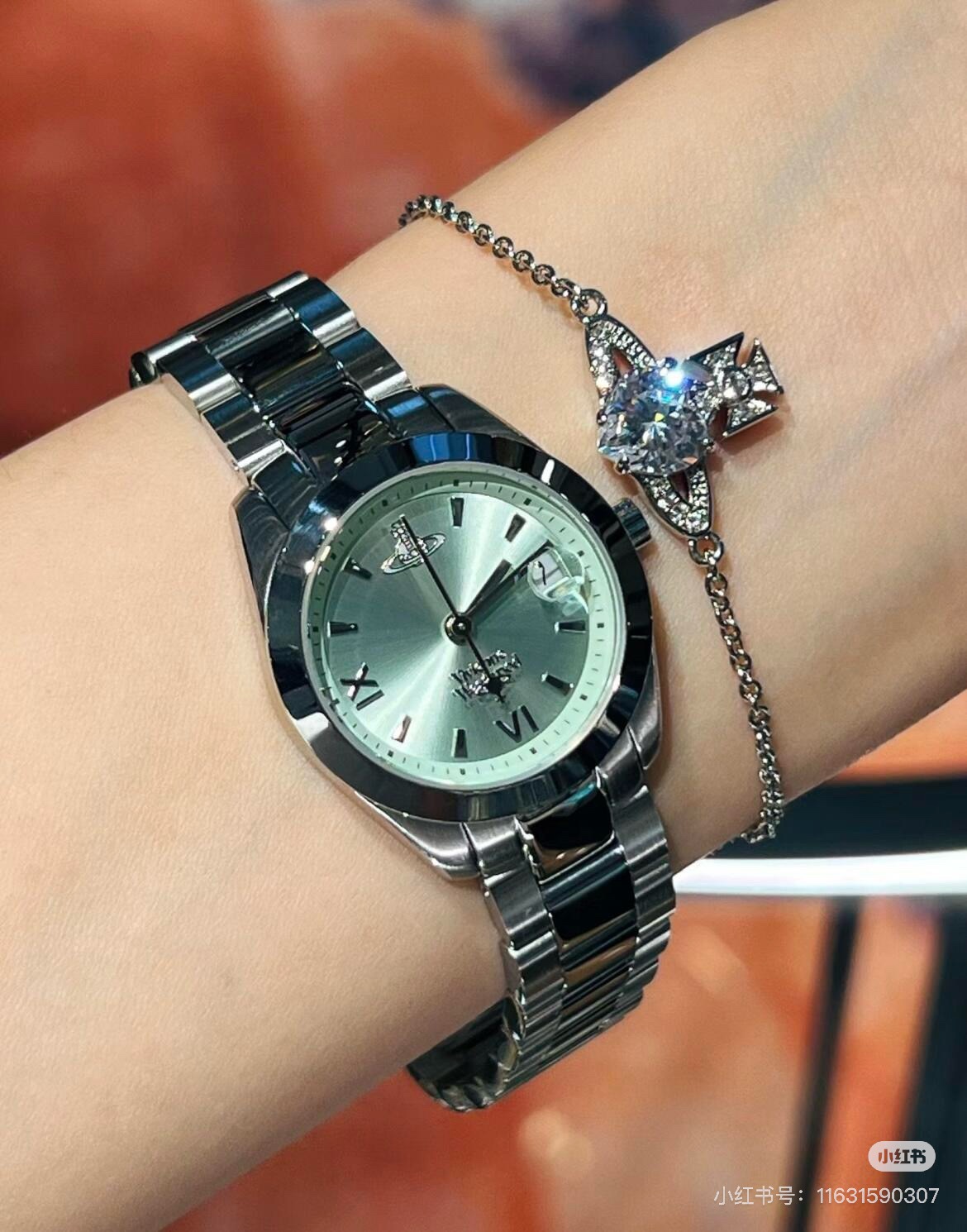 Small dial edition, exceptionally rare compared to the standard larger c - Comprehensive 4