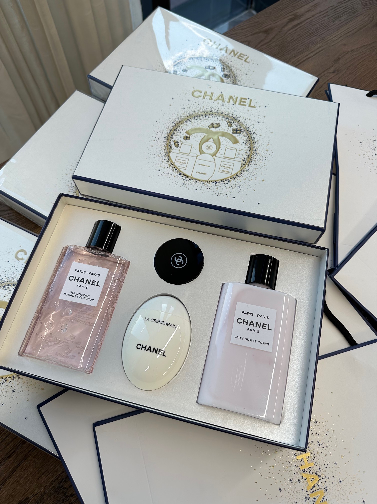 ️小香新年四件套简约而不简单—chanel之水洗护四件套 7