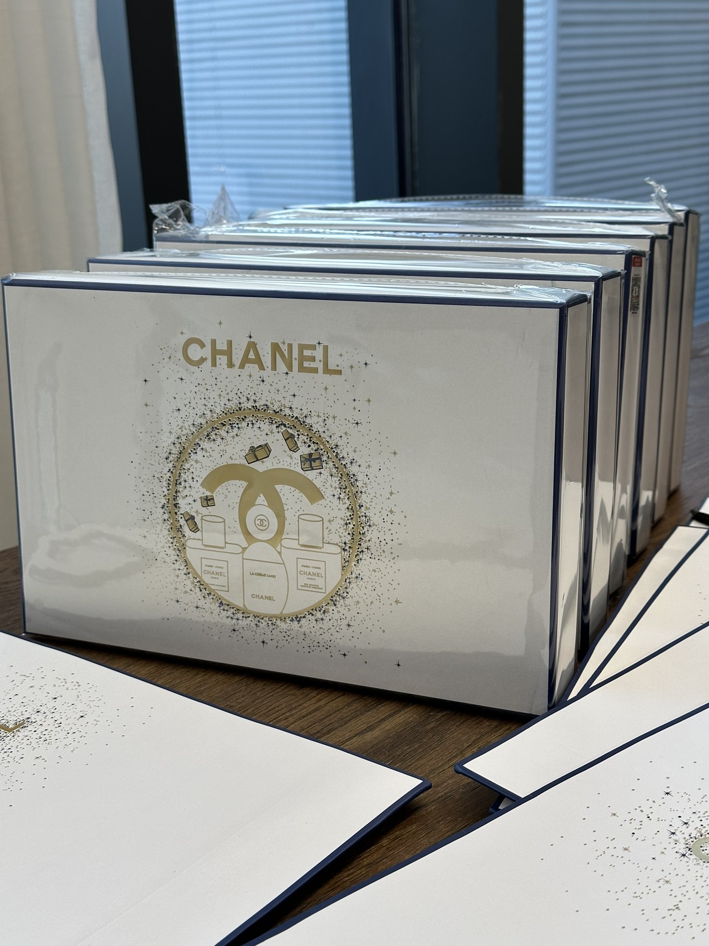 ️小香新年四件套简约而不简单—chanel之水洗护四件套 6