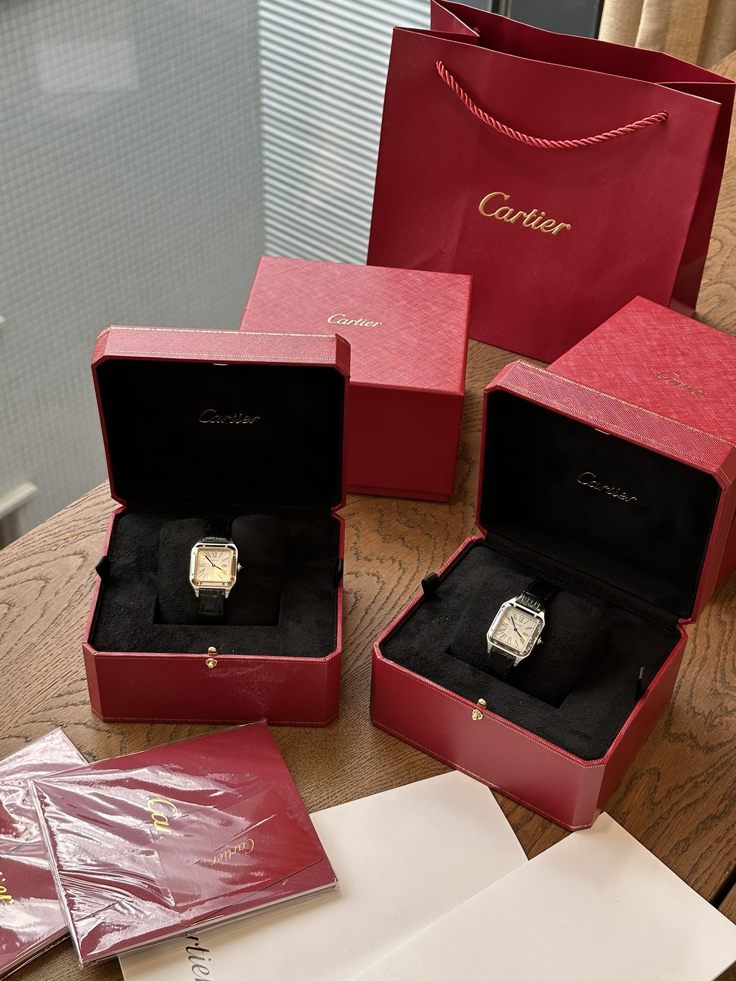Часы Cartier