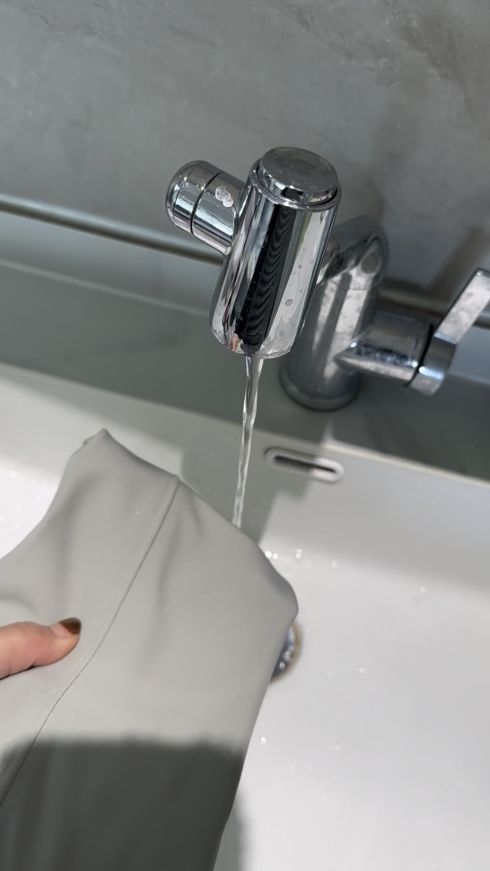 _deQ9sLZk1q-agah7PC6hoWGDnHsegun9VUekPpA