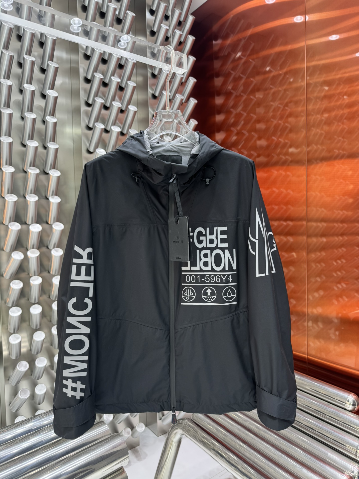 NO:123746,2025 spring new jacket jacket Original 1:1 custom hardware accessories are fully imported and customized. Welcome to counter comparison. Super soft Super heavy fabric has a perfect fit. Pay attention to the super comfortable fabric. Exclusive model. Non-market goods. Size 12345 for men and women. Jackets & coats, jackets & coats, alexander wang198609092025春装新款夹克外套 原版1:1订制五金配件全进口原版定制 欢迎专柜对比 超柔软 超级重面料做工杠杠的版型完美 注意面料超舒服 独家款 非市场货 男女同款尺码12345,,jackets & coats,jackets & coats,alexander wang,Men's clothing