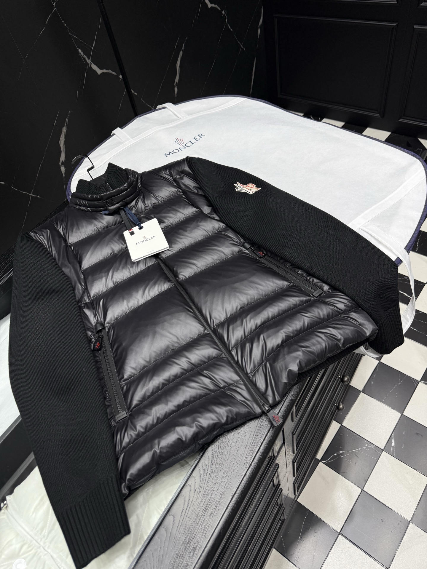 NO:520406,down tiled picture, down jacket,alexander wang19860909羽绒 平铺图,,down jacket,alexander wang,Men's clothing