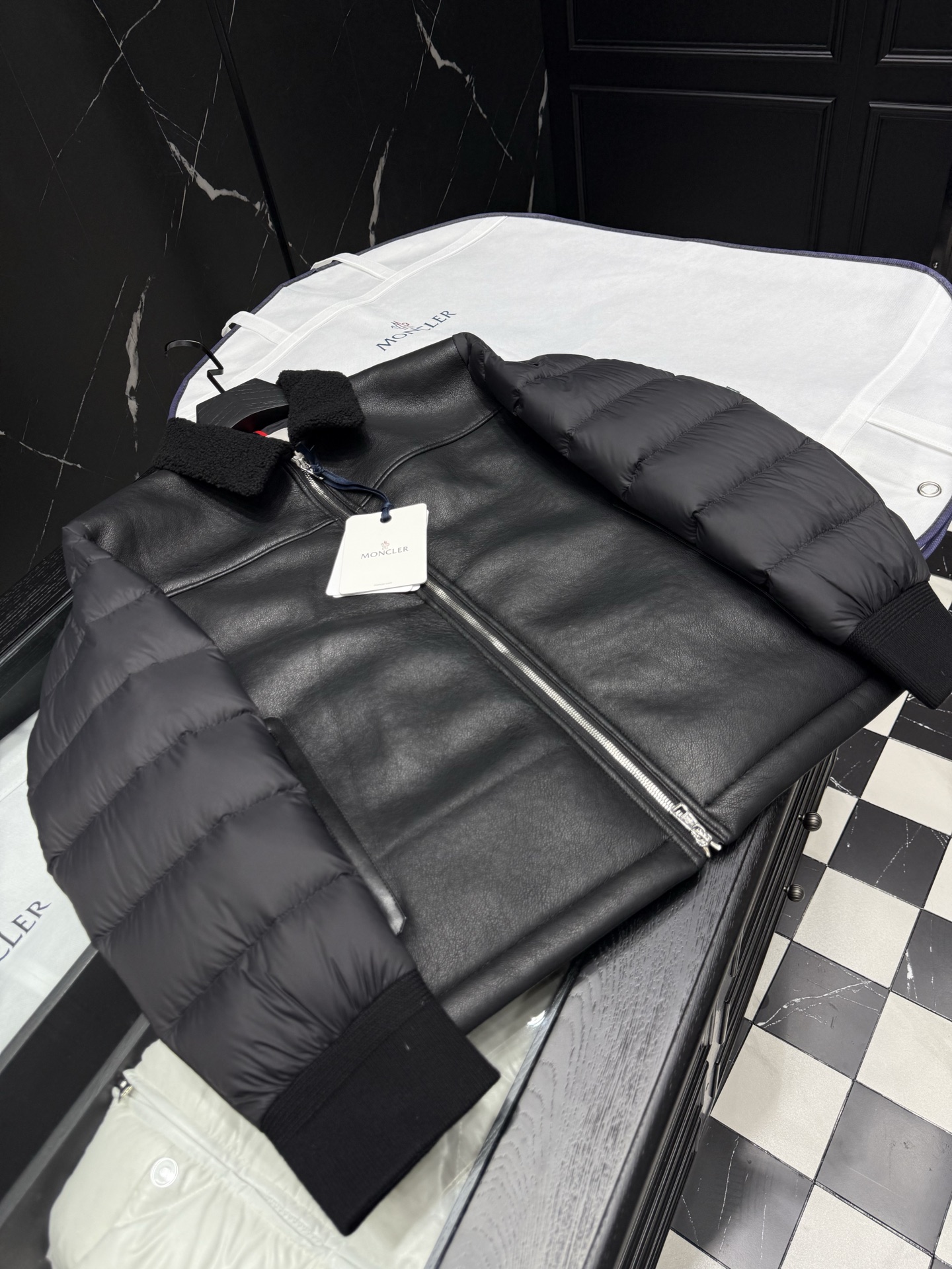 NO:520362,Tile picture, alexander wang19860909平铺图,,alexander wang,Men's clothing