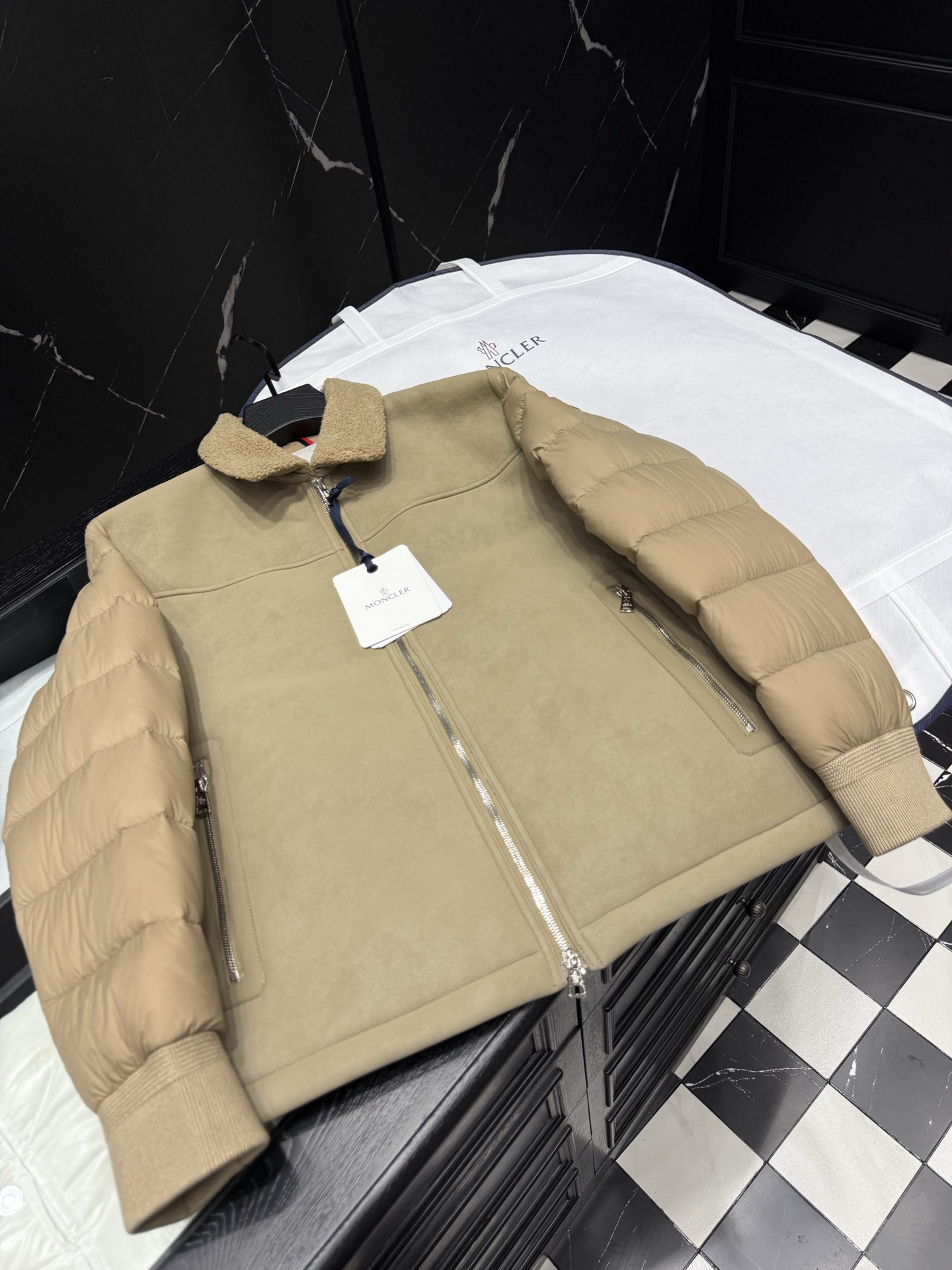 NO:520366,Tile picture, alexander wang19860909平铺图,,alexander wang,Men's clothing