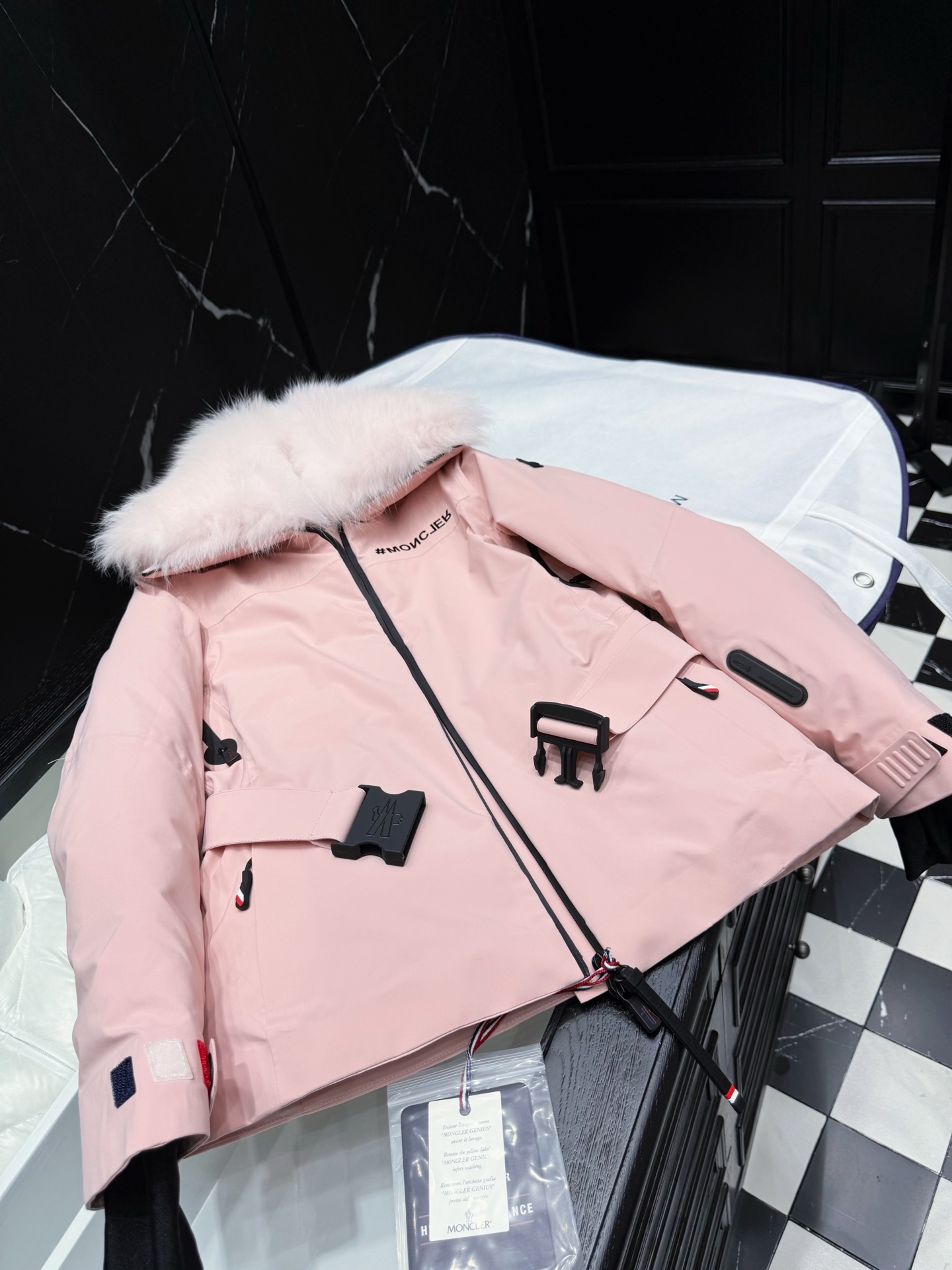 MONCLER Pink Ski Jacket with Fur Trim - Stylish Winter Outerwear 2 i1757610574330 9957 0 1
