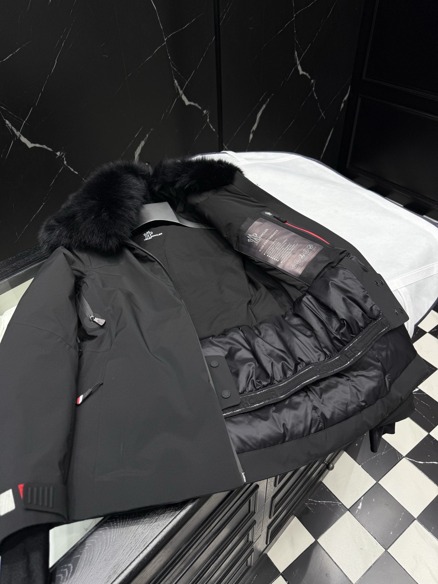 MONCLER Black Down Jacket with Fur Trim - Winter Warmth and Stylish Design 4 i1757611252638 4054 0 2