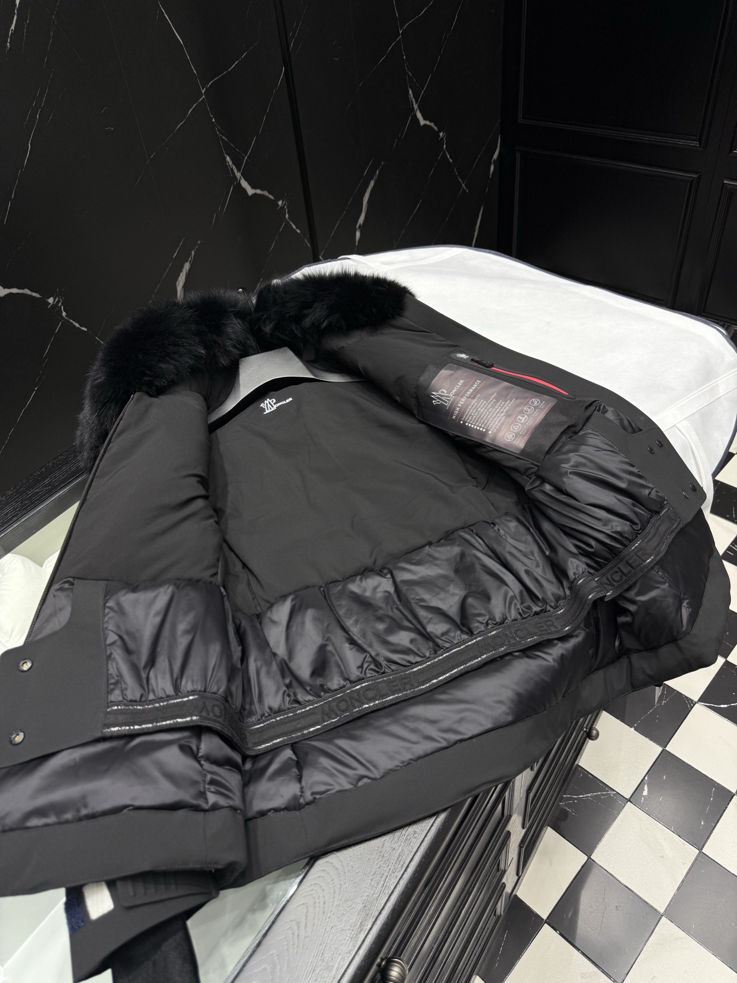 MONCLER Black Down Jacket with Fur Trim - Winter Warmth and Stylish Design 8 i1757611254956 2272 0 6