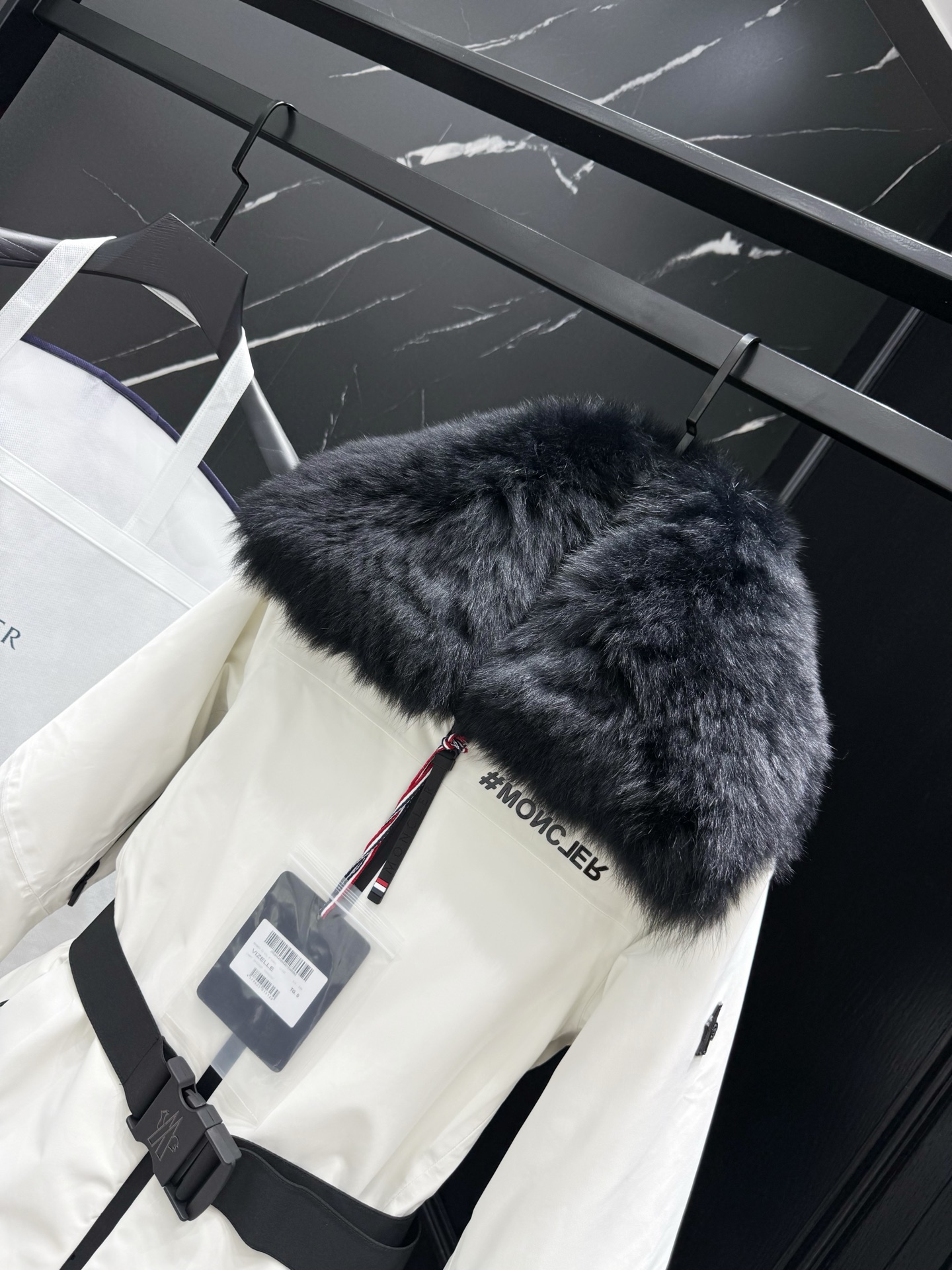 MONCLER Fur Collar Belted Ski Jacket | Winter Warmth & Style 3 i1757611379568 5477 0 2