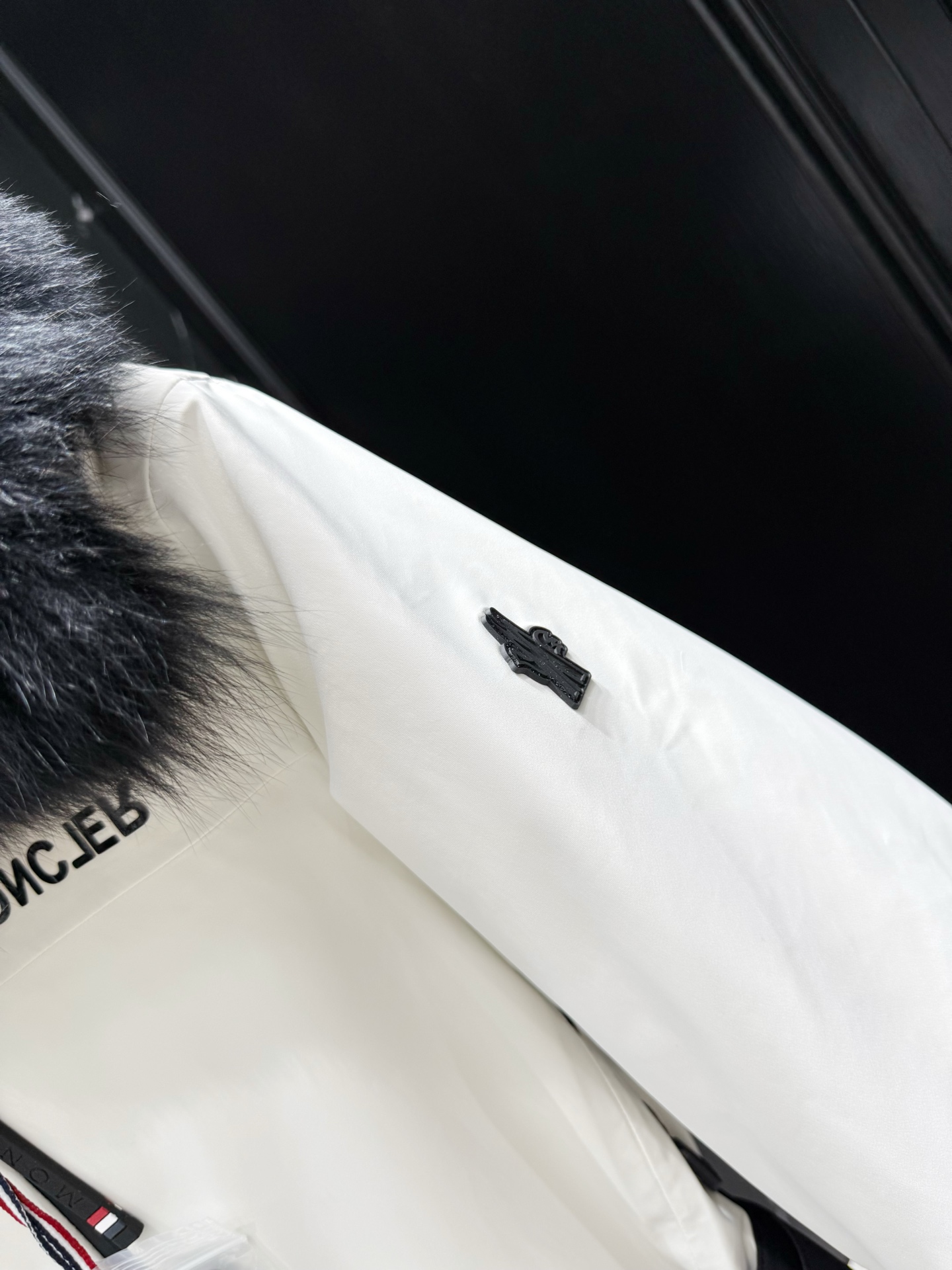 MONCLER Fur Collar Belted Ski Jacket | Winter Warmth & Style 4 i1757611381127 9674 0 3