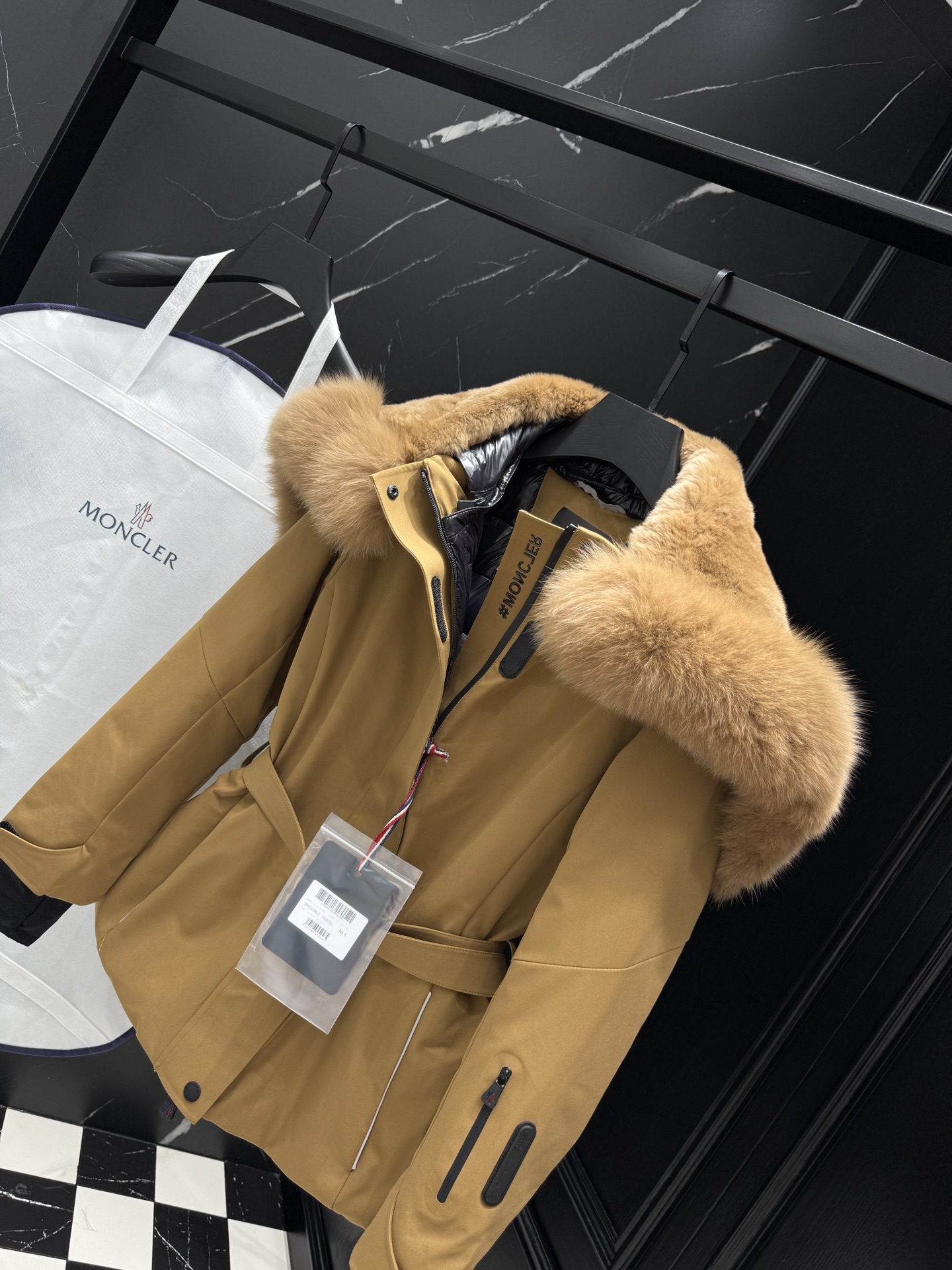 MONCLER Fur-Trimmed Belted Ski Jacket - Stylish and Functional Outerwear 7 i1757777193284 8670 0 5