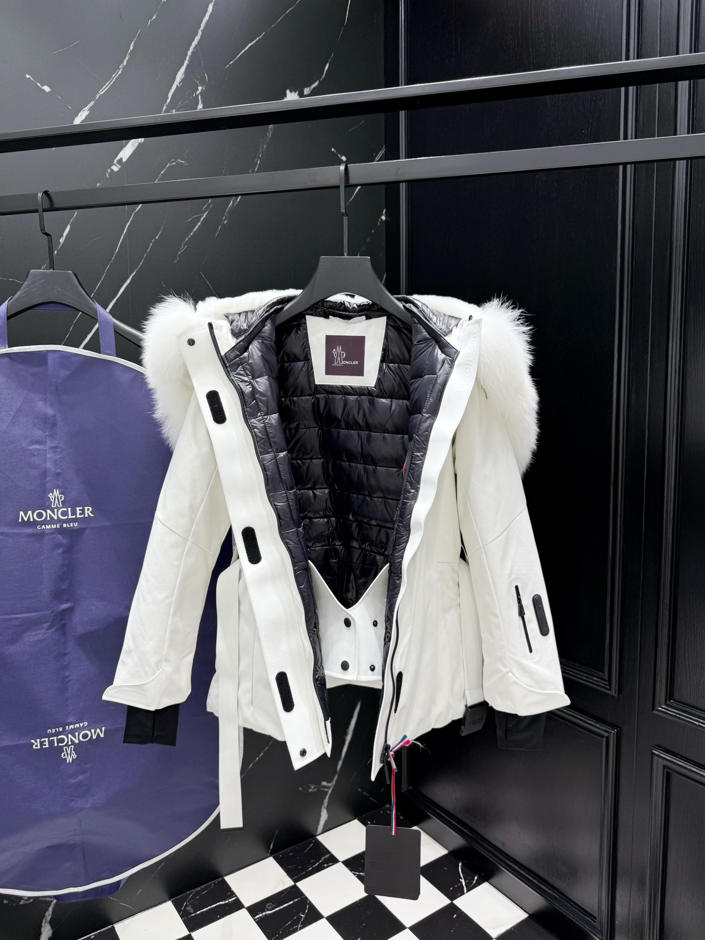 Moncler White Down Ski Jacket with Fur Hood and Belt - Stylish Winter Warmth 10 i1757777625263 2927 0 8