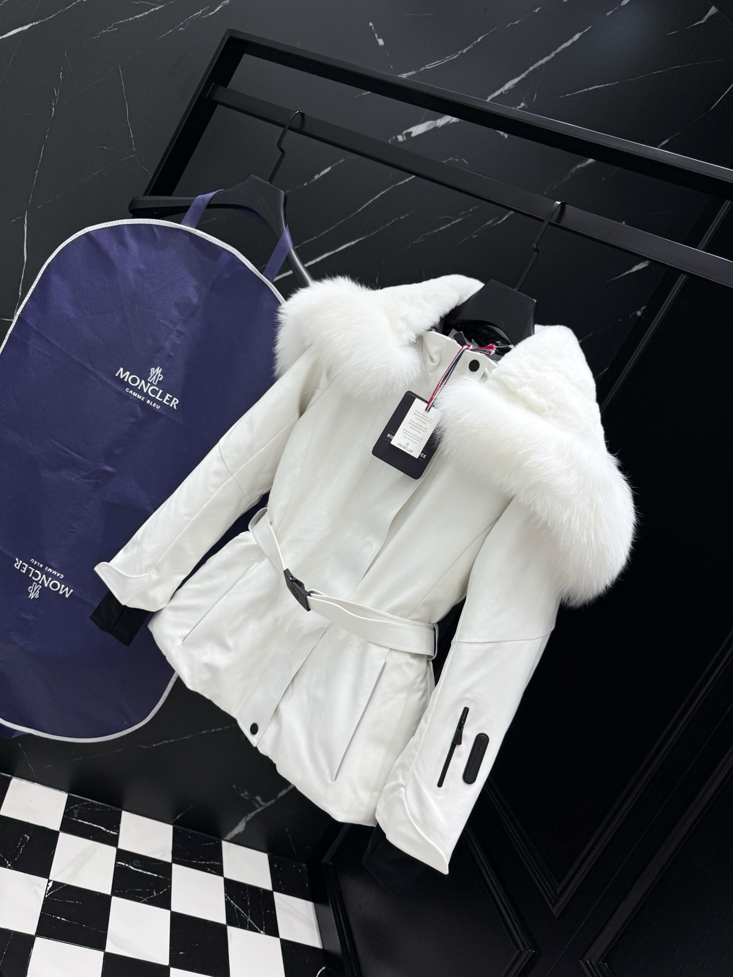 Moncler White Down Ski Jacket with Fur Hood and Belt - Stylish Winter Warmth 6 i1757777626600 1978 0 4