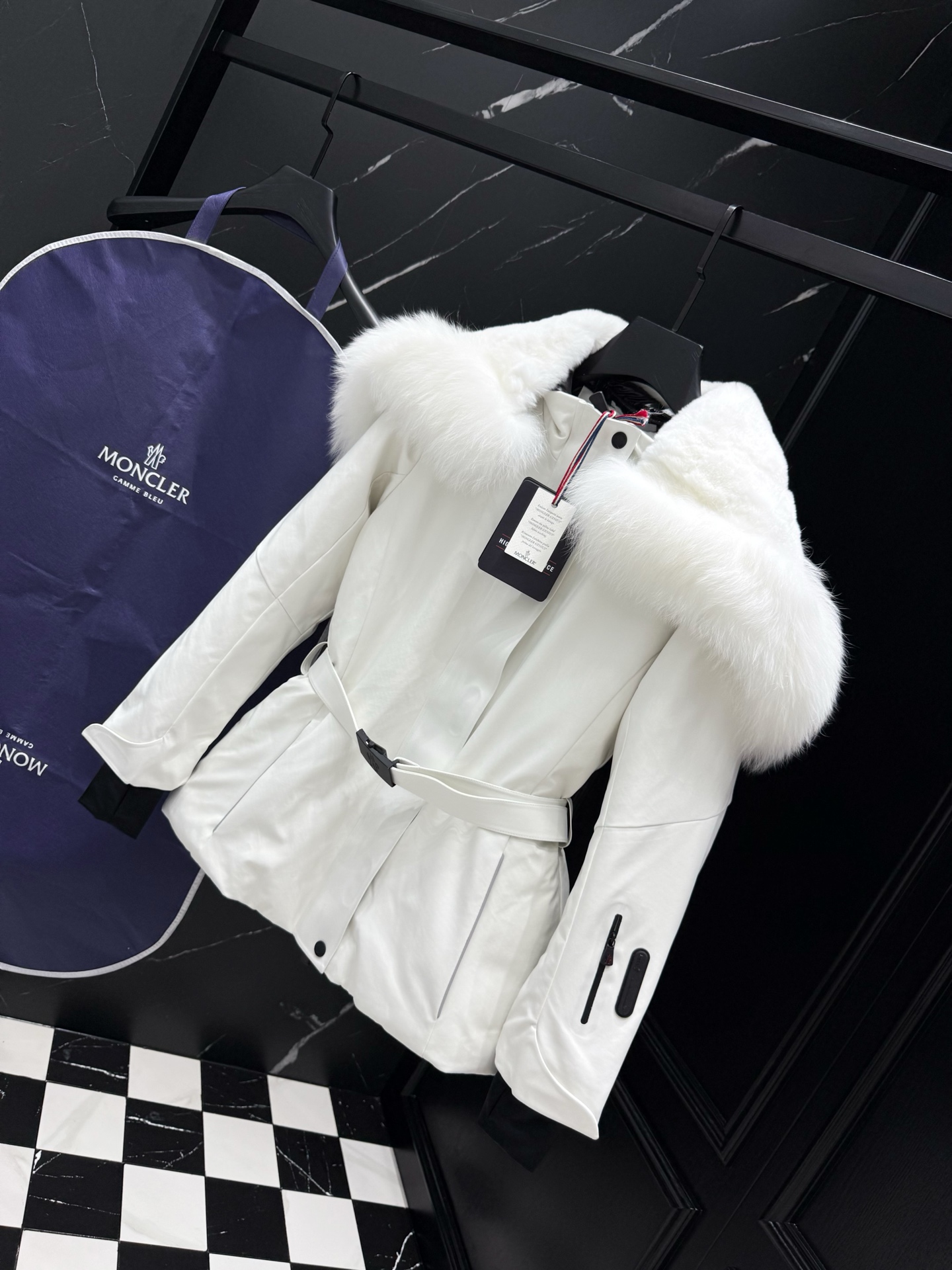 Moncler White Down Ski Jacket with Fur Hood and Belt - Stylish Winter Warmth 3 i1757777626611 8253 0 1