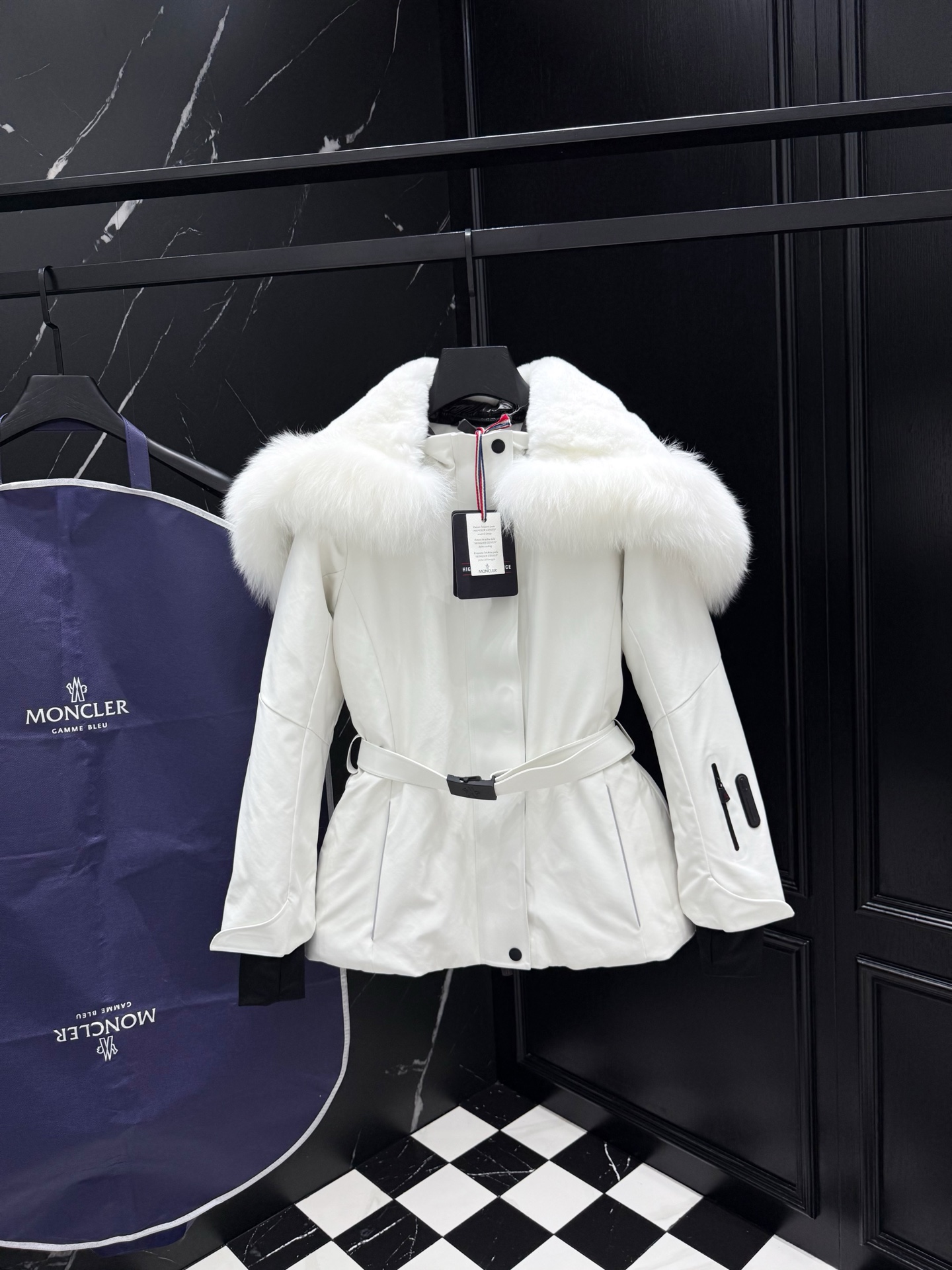 Moncler White Down Ski Jacket with Fur Hood and Belt - Stylish Winter Warmth 2 i1757777626624 5804 0 0