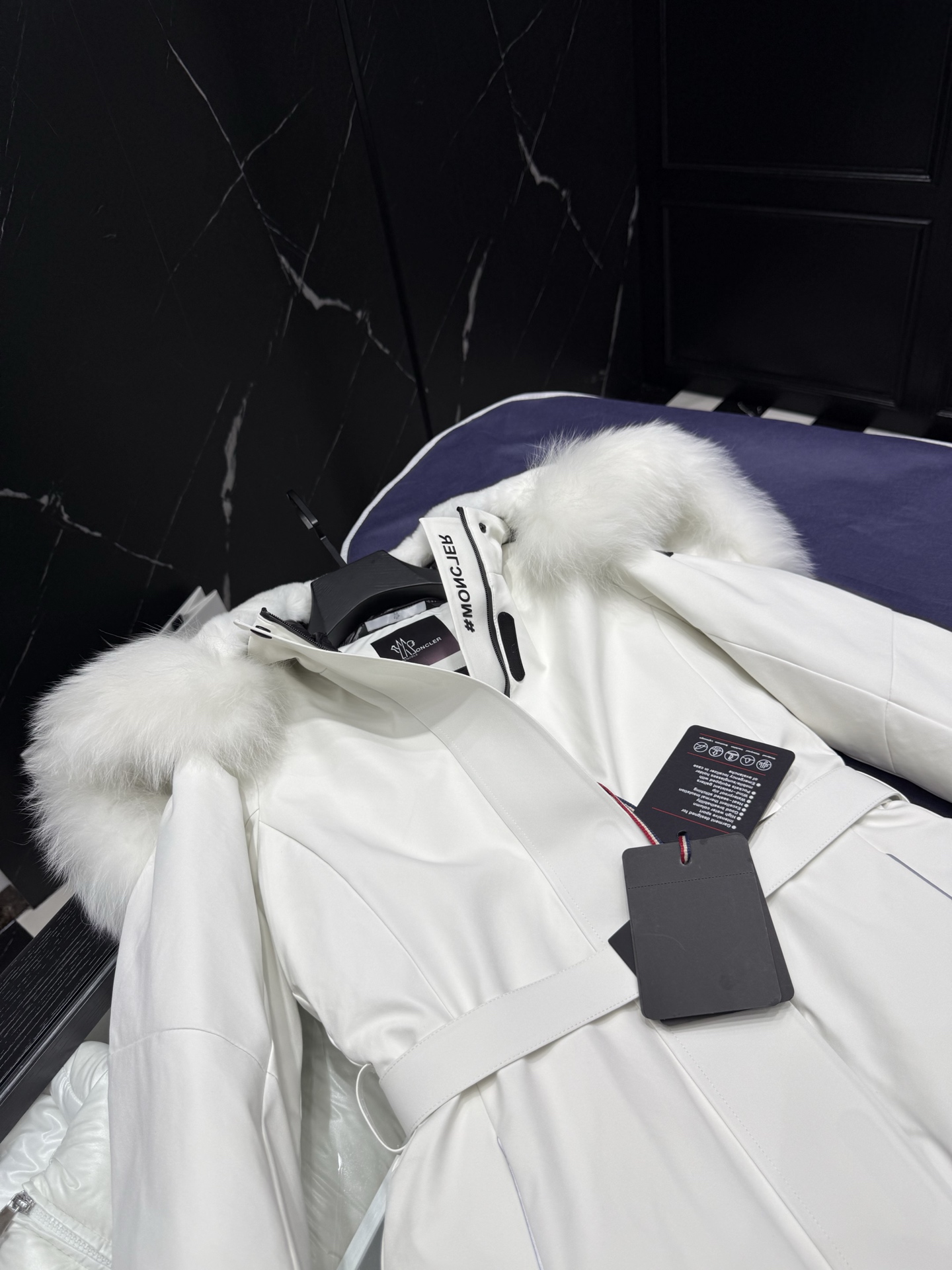 MONCLER White Fur-Trimmed Belted Padded Coat - Stylish Winter Outerwear 4 i1757777678043 8143 0 3