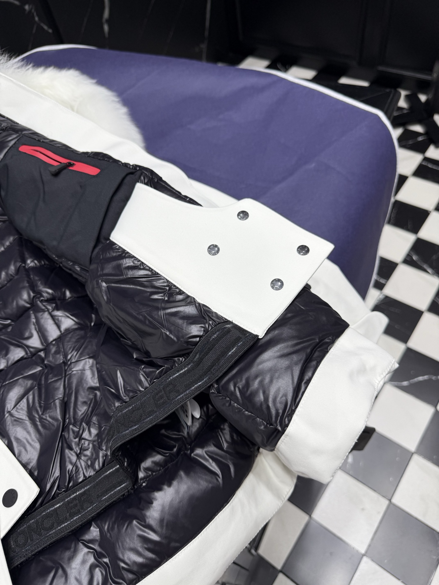 Moncler Stylish White Down Coat with Fur Trim - Winter Essential 3 i1757777691396 9163 0 2