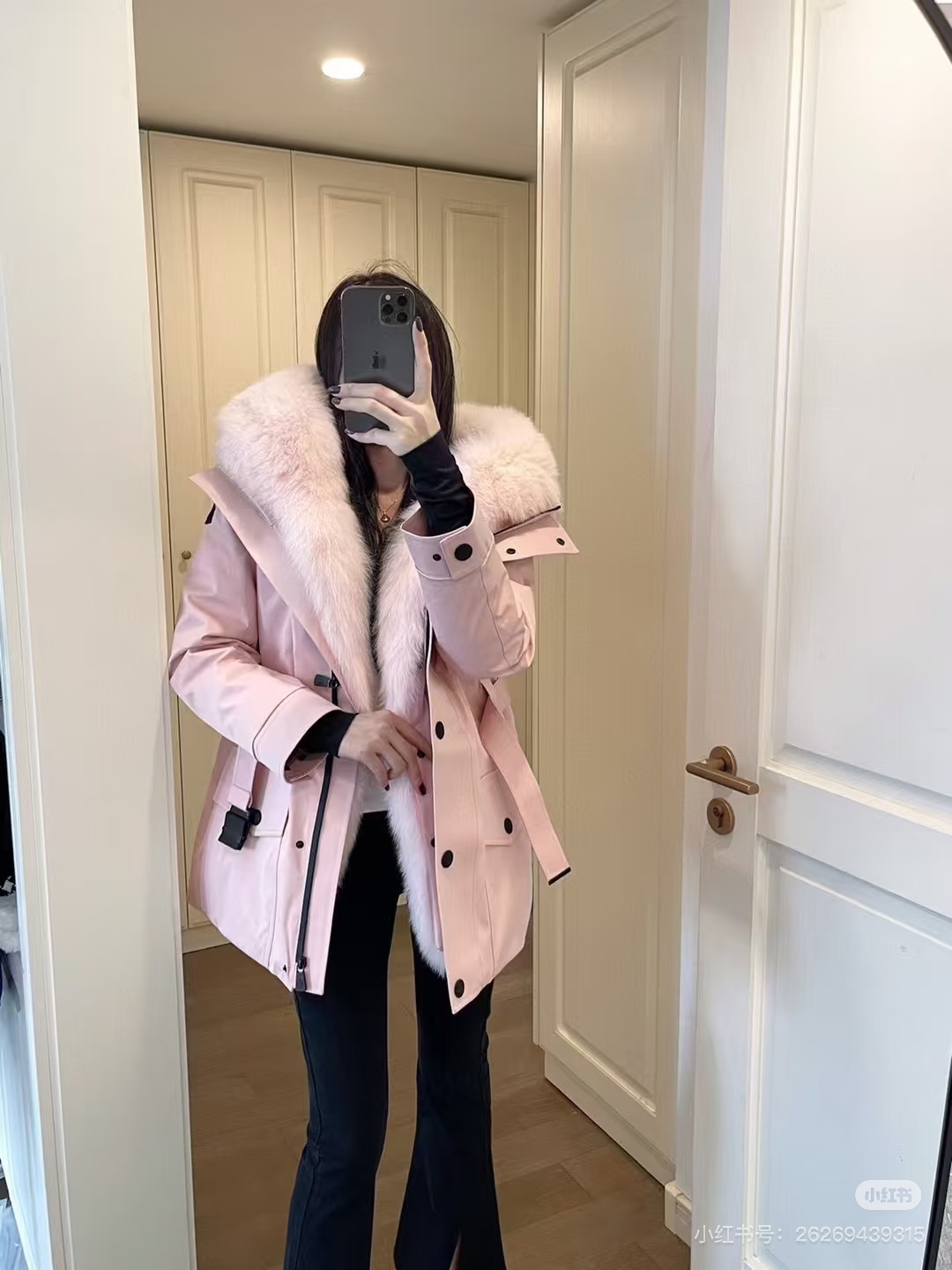 Moncler Pink Ski Coat with Fur Trim - Stylish & Warm Winter Outfit