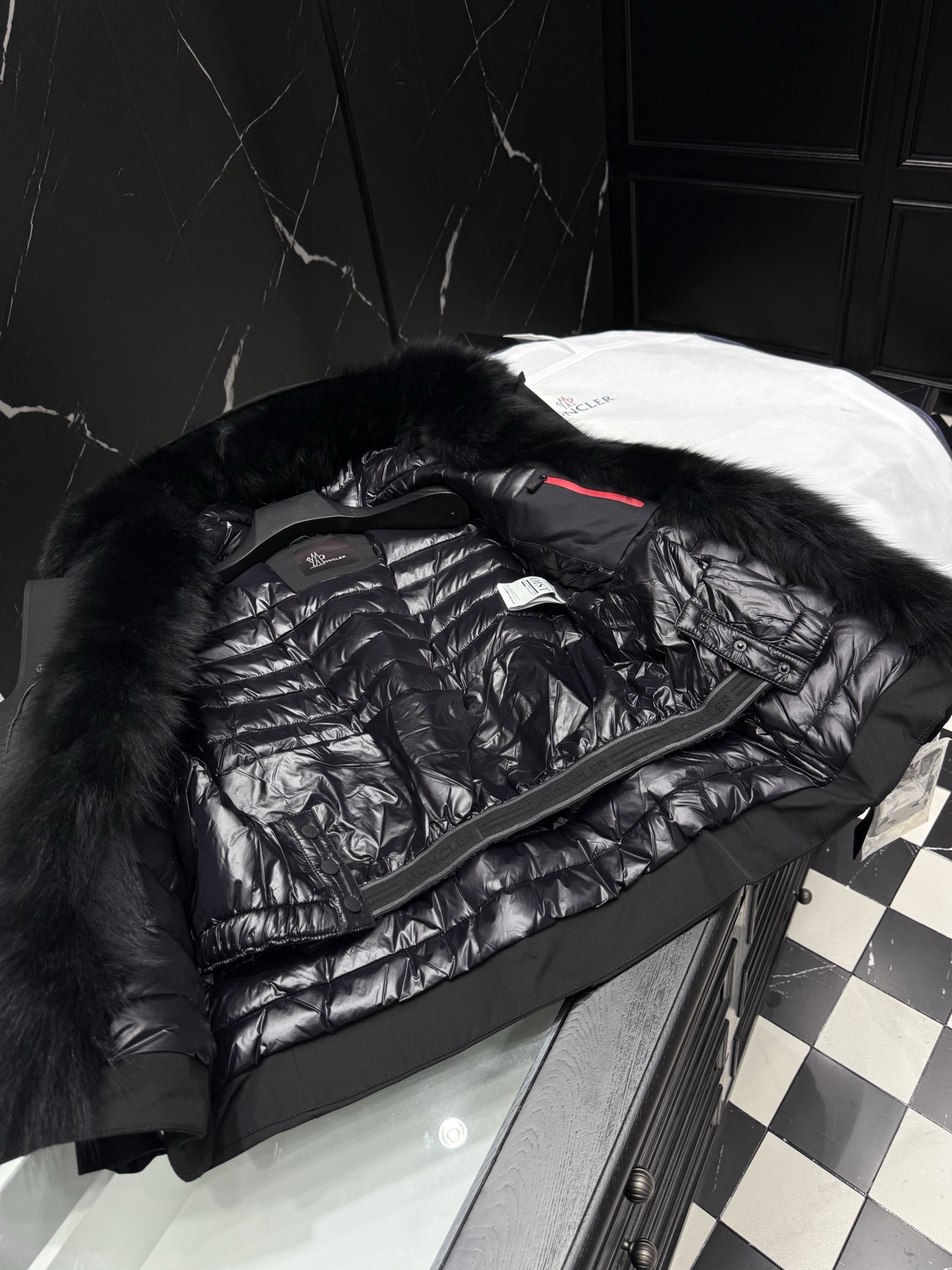 MONCLER Women's Black Down Jacket with Fur Trim - Stylish and Warm 7 i1757946157142 1715 0 5