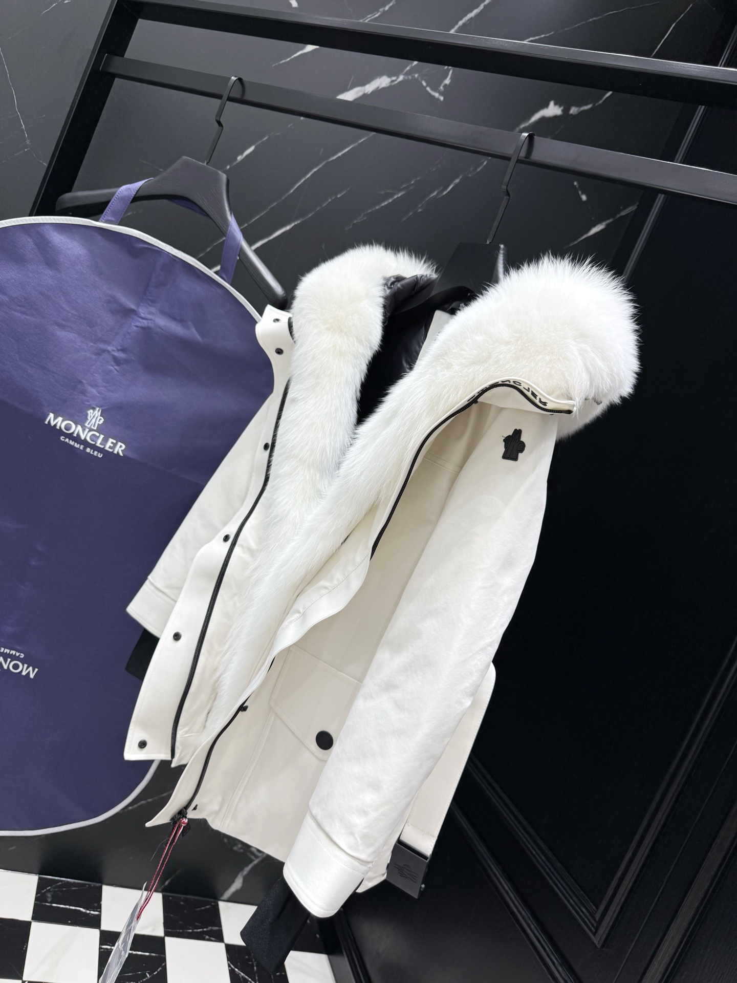 MONCLER Women's White Down Padded Belted Fur Hood Coat 9 i1757946520211 6687 0 7