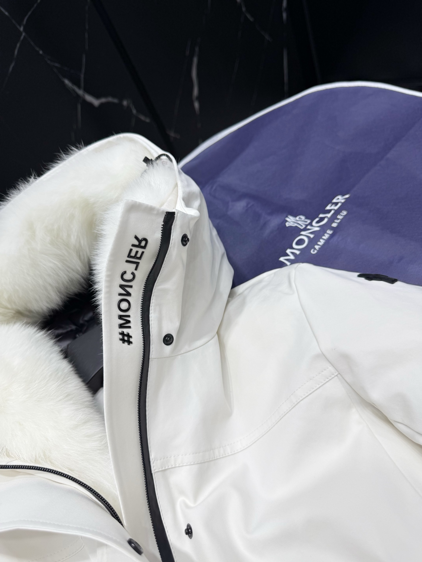 Moncler Women's White Down Padded Jacket with Fur Hood & Button Closure 4 i1757946561557 2721 0 2