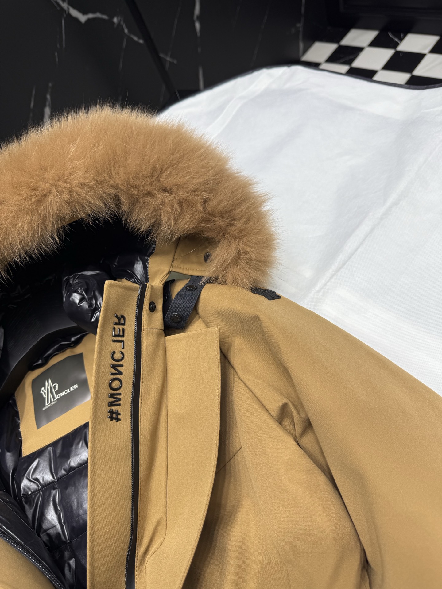 MONCLER Belted Down Jacket with Fur Hood | Stylish & Warm Outerwear 2 i1758036485336 6987 0 1