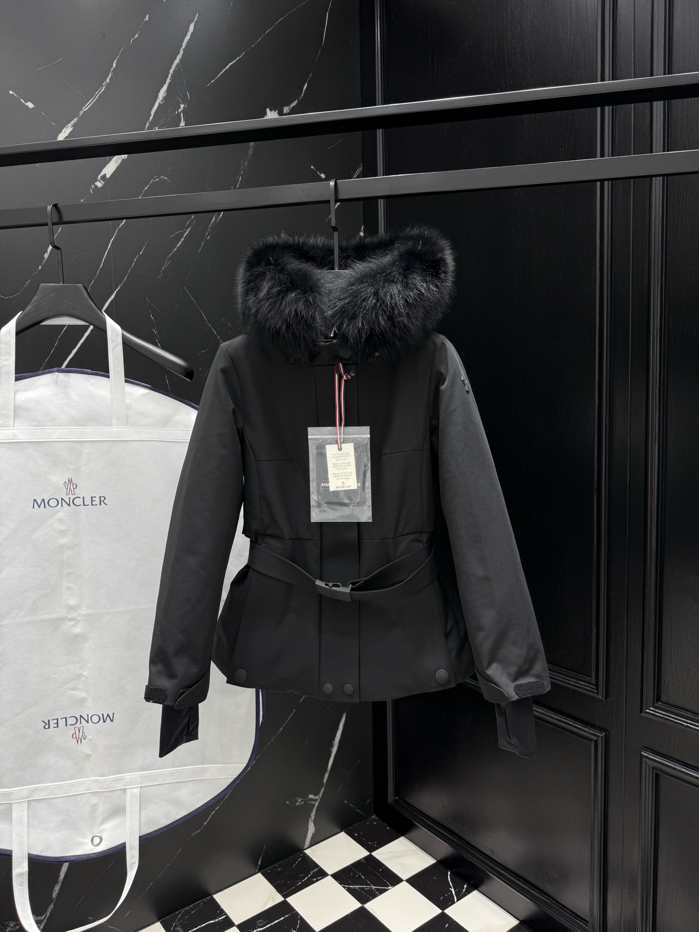 MONCLER Black Down Jacket with Fur Hood and Belted Waist - Stylish and Warm 1 i1758036775620 1531 0 0