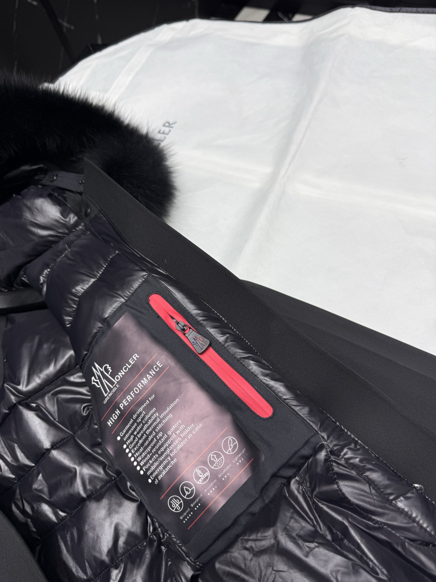 MONCLER Women's Black Down Jacket with Fur Trim - Stylish & Warm 2 i1758037505082 1792 0 1