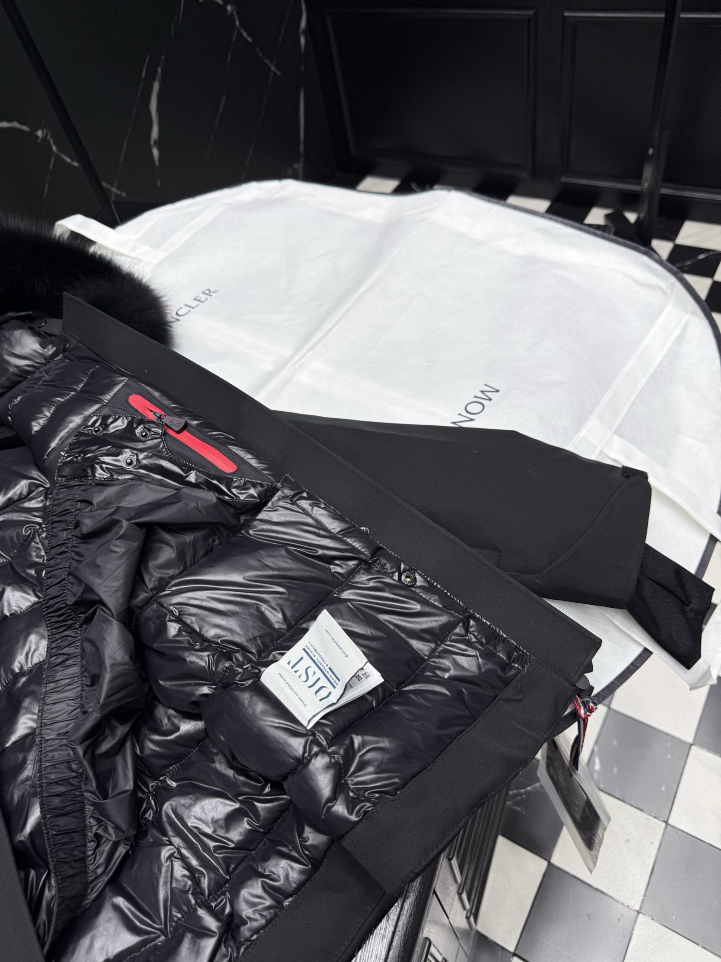 MONCLER Women's Black Down Jacket with Fur Trim - Stylish & Warm 4 i1758037505172 5643 0 3