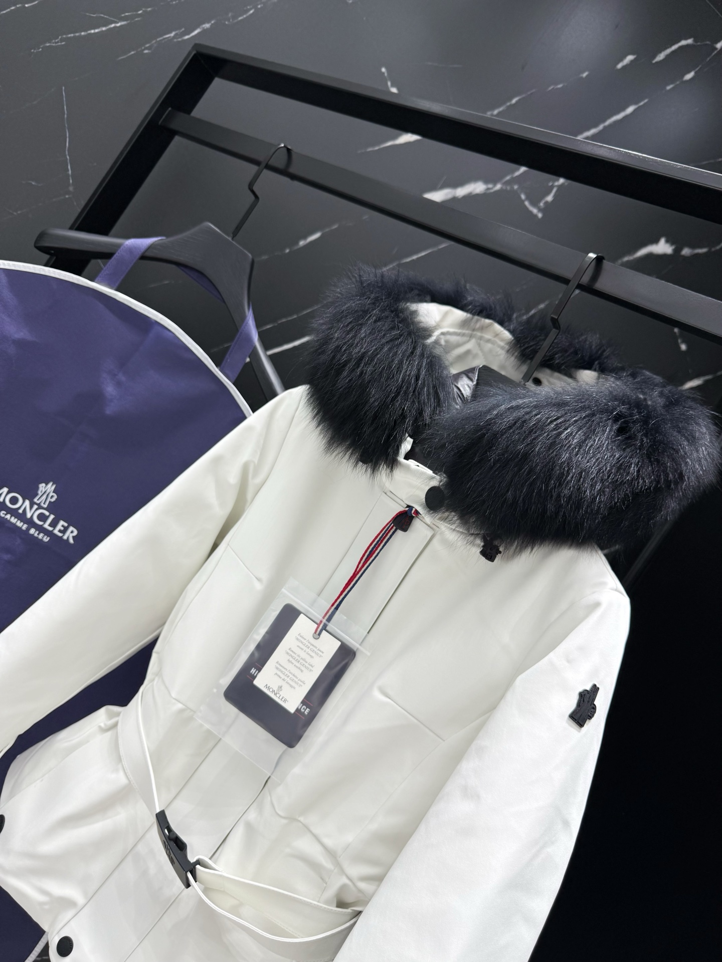 MONCLER White Down Padded Belted Jacket with Fur Hood - Stylish & Warm 4 i1758037763579 2619 0 2
