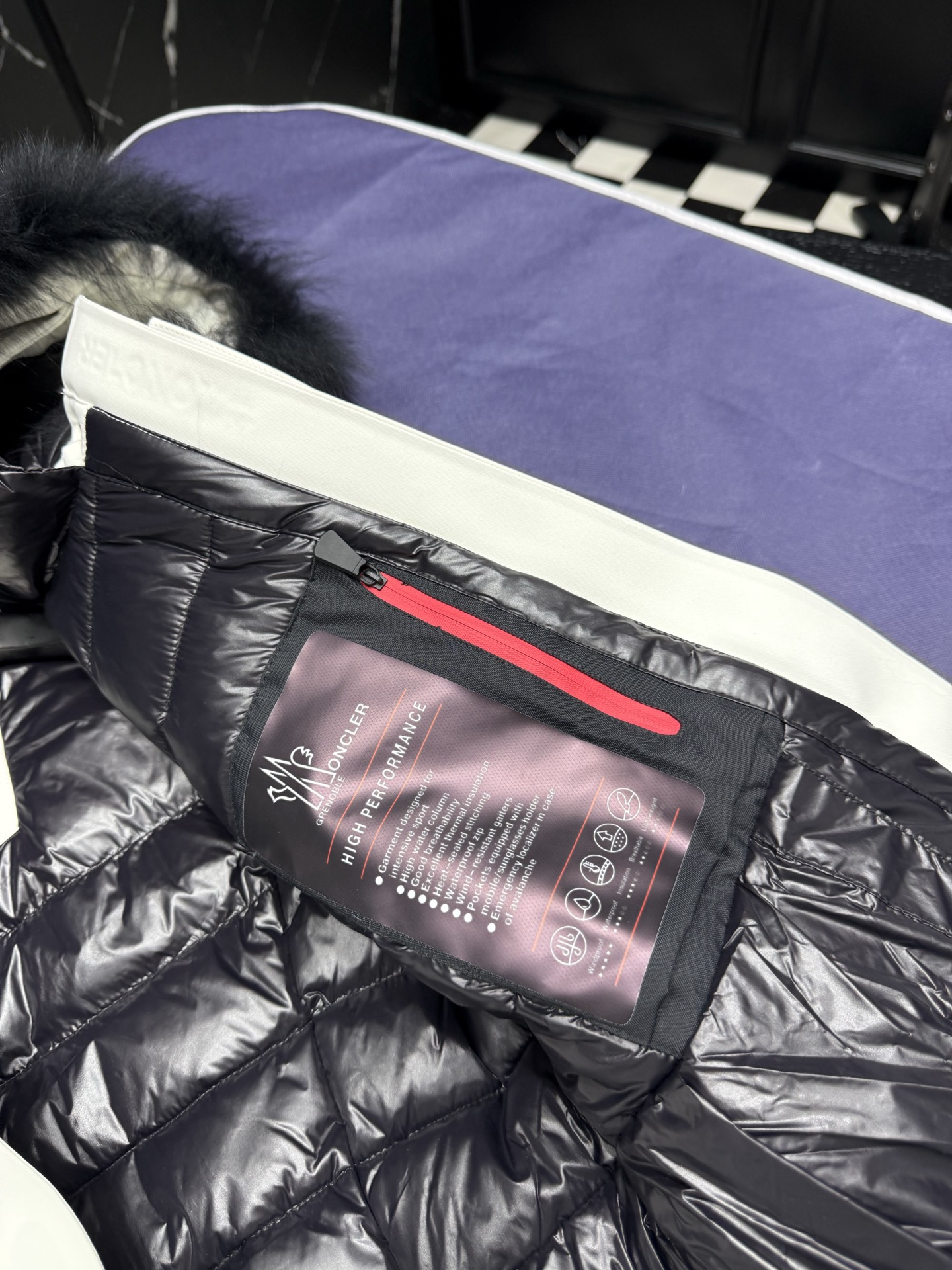 MONCLER White Down Padded Belted Jacket with Fur Hood 4 i1758037824237 6767 0 2