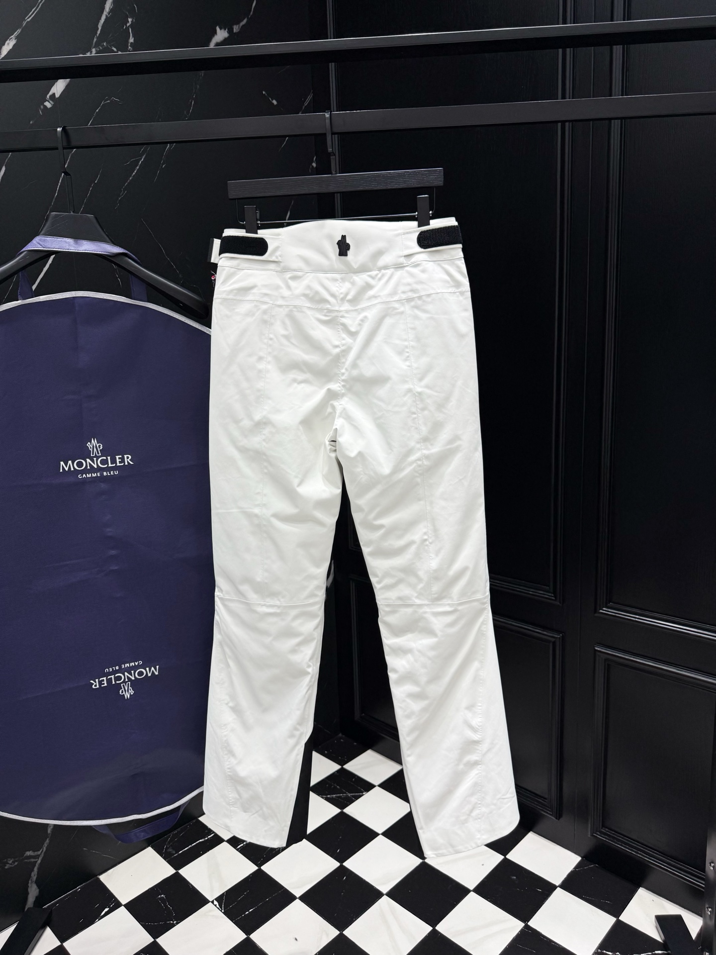 Moncler Women's White Gore-Tex Ski Pants | High-Performance Winter Apparel 7 i1758900307718 4477 0 6