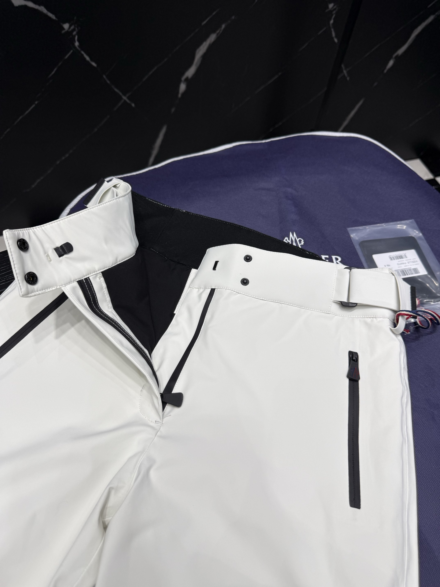 Moncler Women's Ski Pants - White, High-Performance, Stylish Design 2 i1758900341204 7518 0 0