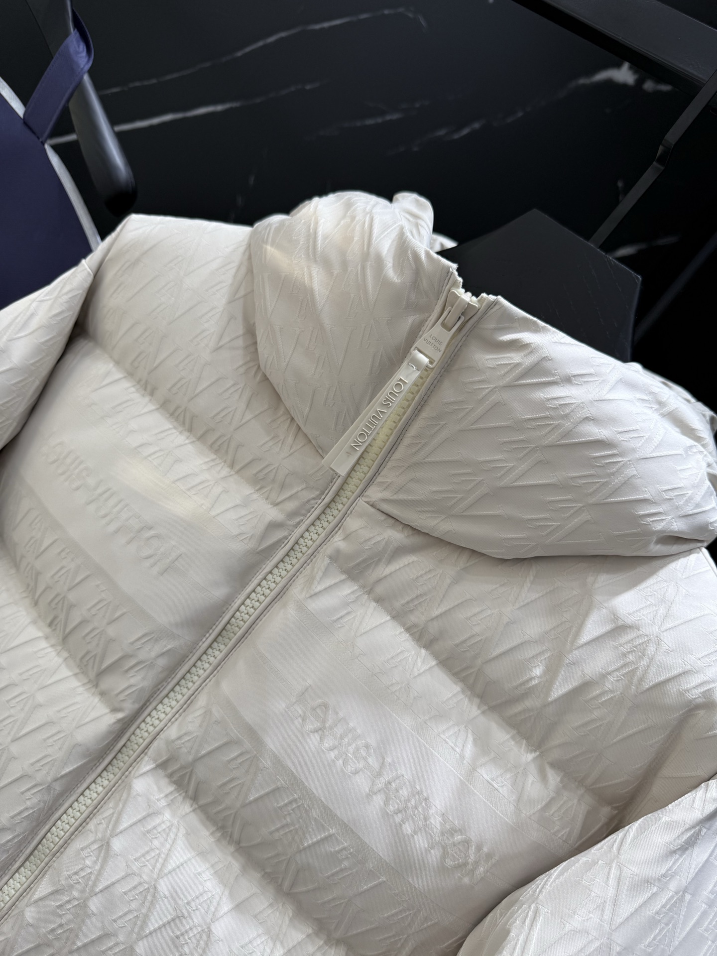 Louis Vuitton Padded Down Jacket - Stylish Winter Warmth- M-XXL 4 i1758900913742 5782 0 3