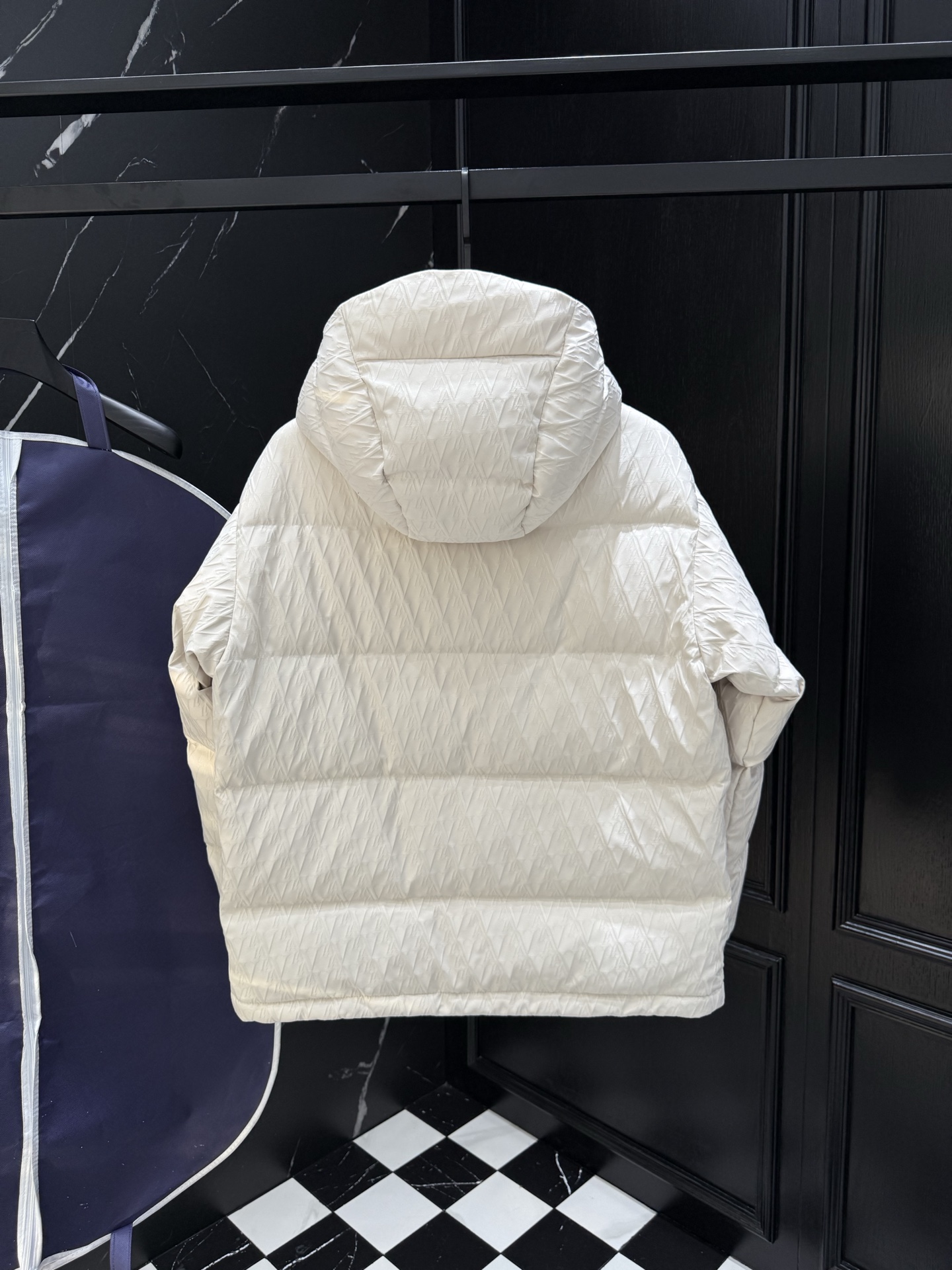 Louis Vuitton Padded Down Jacket - Stylish Winter Warmth- M-XXL 9 i1758900916209 2035 0 8