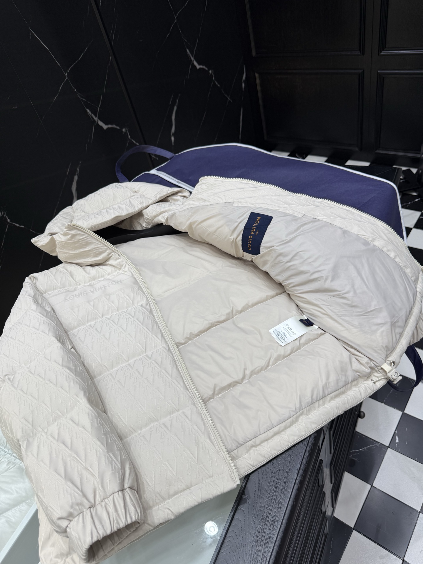 Louis Vuitton White Padded Down Jacket, Size M-XXL, Luxury Winter Coat 3 i1758900955426 5129 0 1