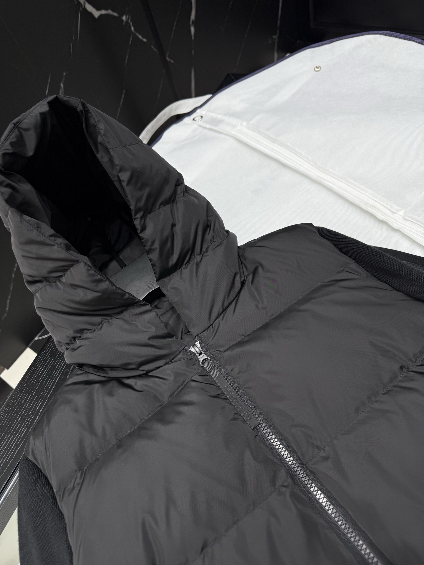 Moncler Women's Black Padded Wool Cropped Jacket Coat 8 i1758985131395 3527 0 6
