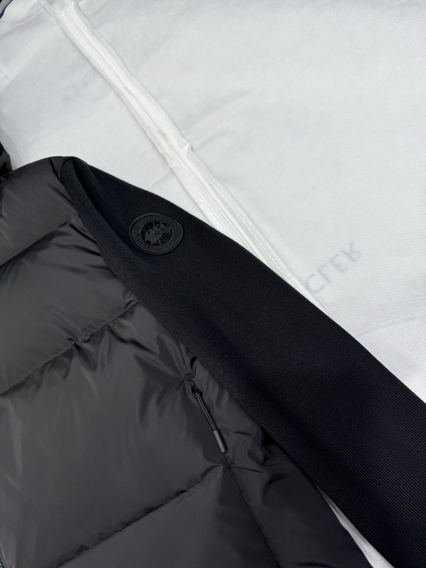 Moncler Women's Black Padded Wool Cropped Jacket Coat 5 i1758985131508 5173 0 3