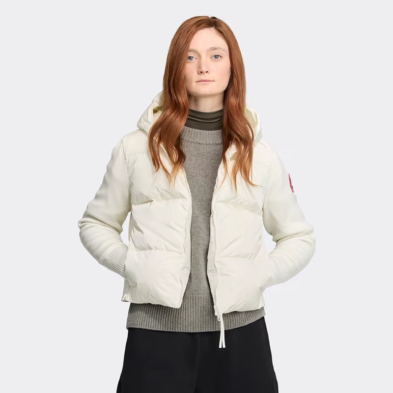 Canada Goose Cropped Down Hooded Jacket - Stylish and Warm Women's Coat 1 i1758985749292 5333 0 0