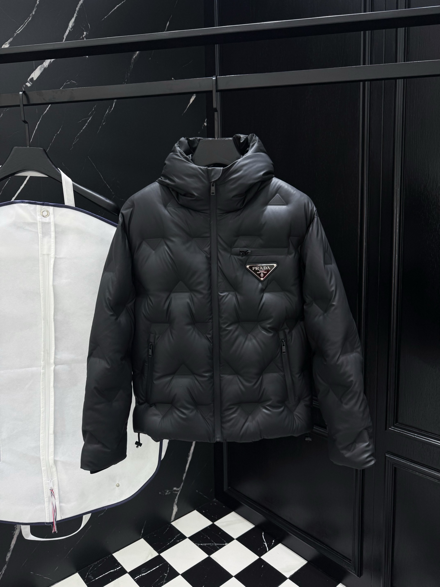 Prada 2025 Men's Black Padded Down Jacket - Ultra-Soft, Heavy-Duty, Unisex